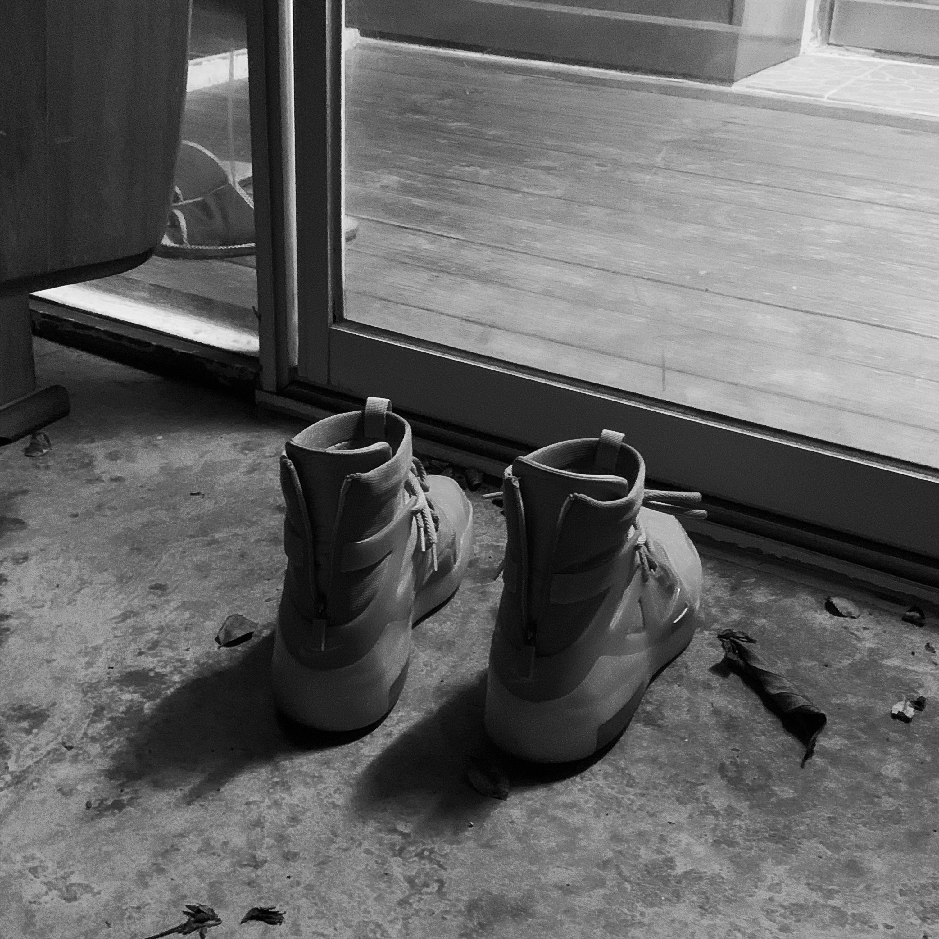 Nike x Fear of God Air Fear of God 1 Oatmeal 착용 스타일