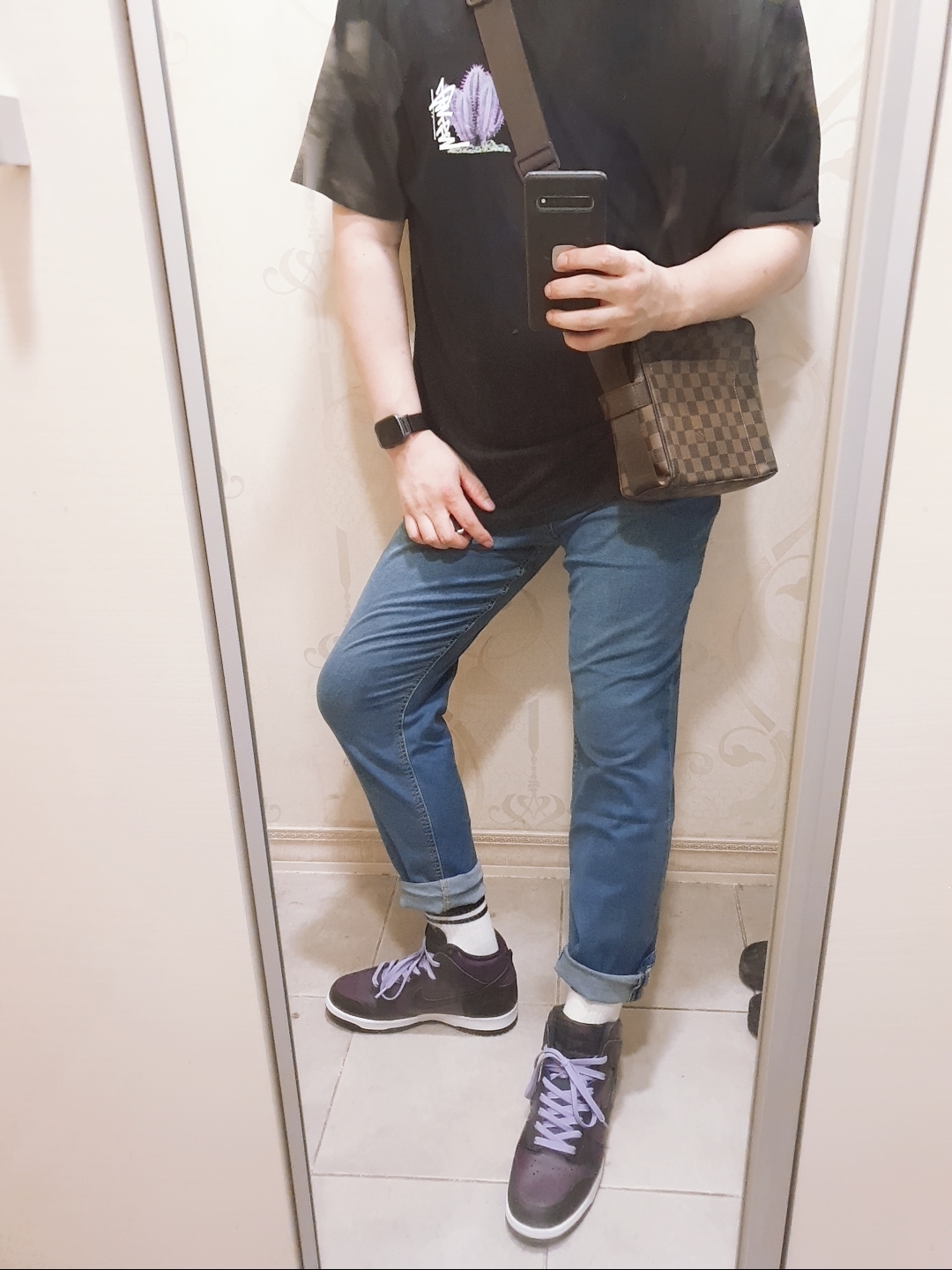 Nike x Fragment Dunk High Black, Stussy Desert Bloom T-Shirt Black 착용 스타일 - 2