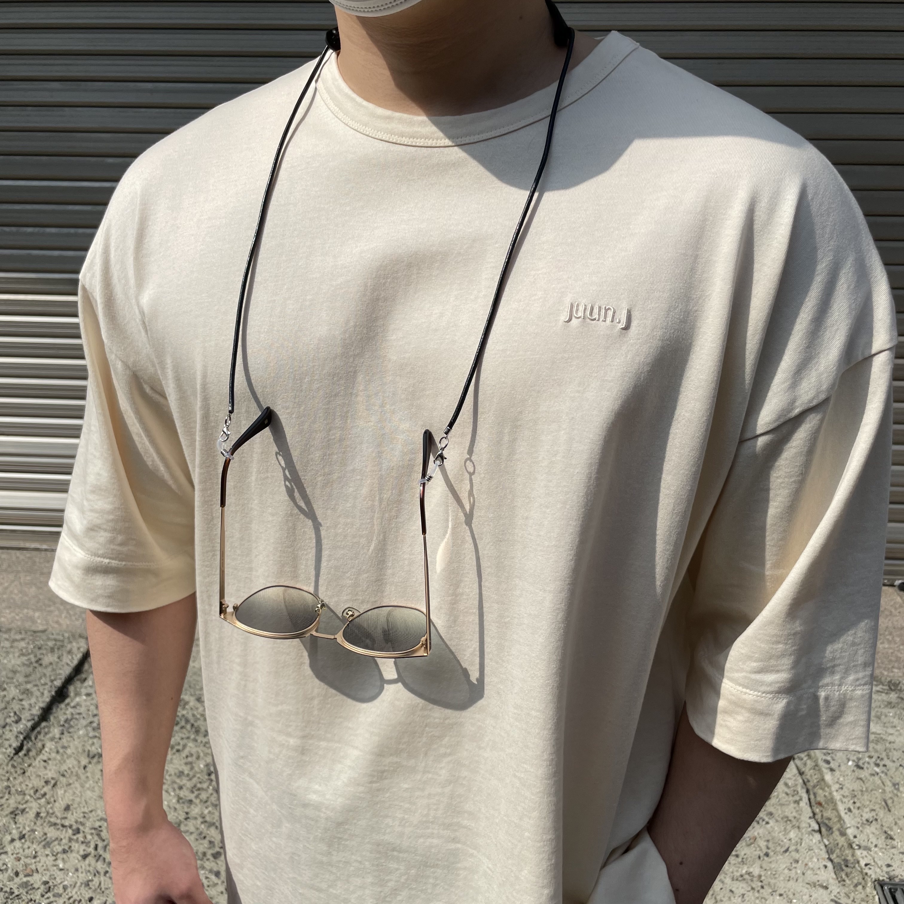 Axel Arigato Marathon Runner Silver Red 착용 스타일 - 2