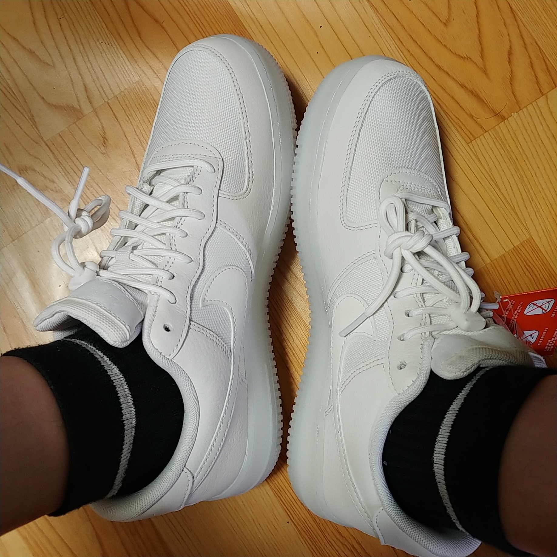 Nike Air Force 1 Low Gore-Tex Summer Shower 착용 스타일