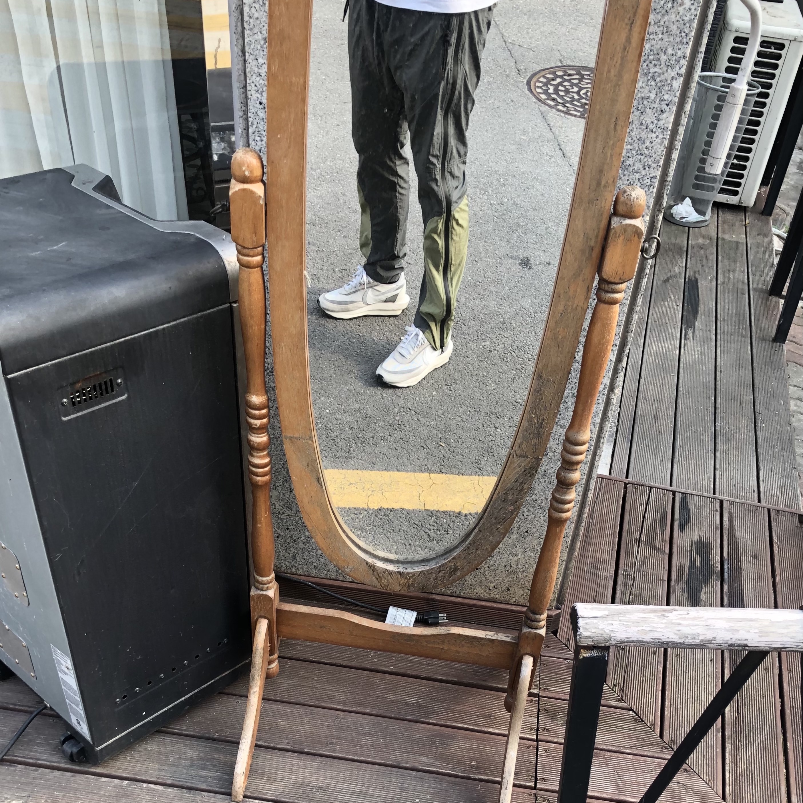 Nike x Sacai LDWaffle Summit White 착용 스타일