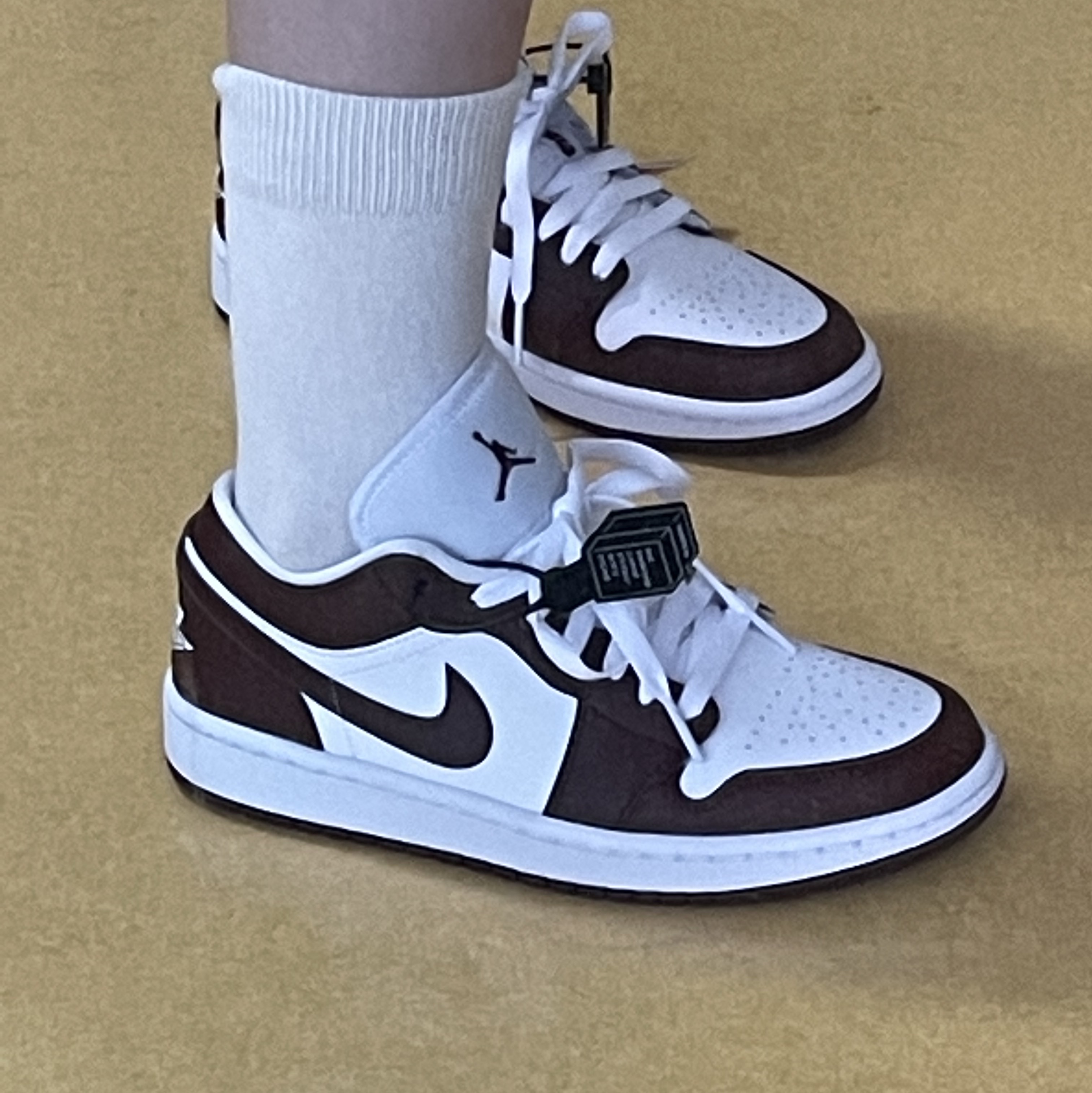(W) Jordan 1 Low Bronze Eclipse 착용 스타일