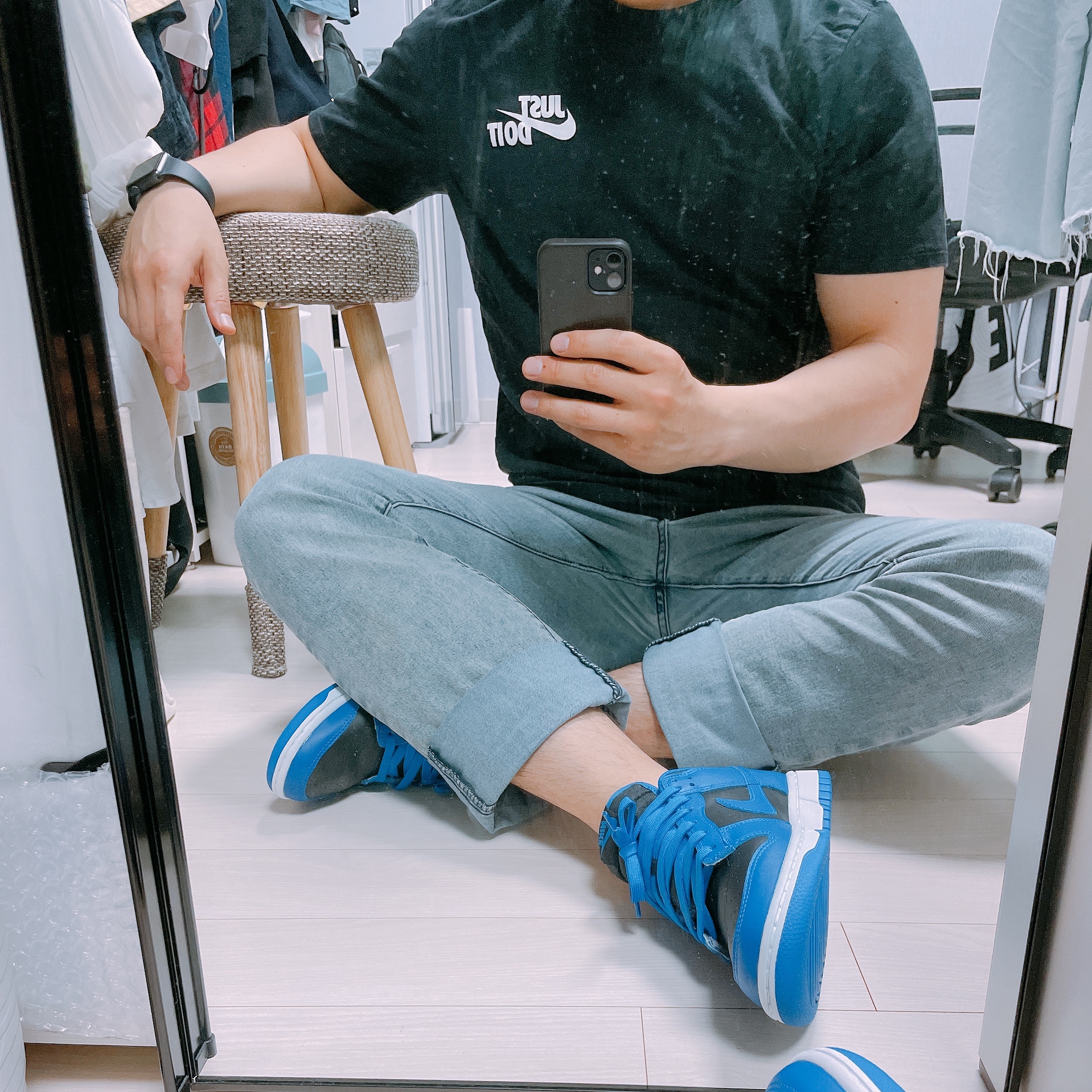 Nike Dunk Low Retro Hyper Cobalt 착용 스타일