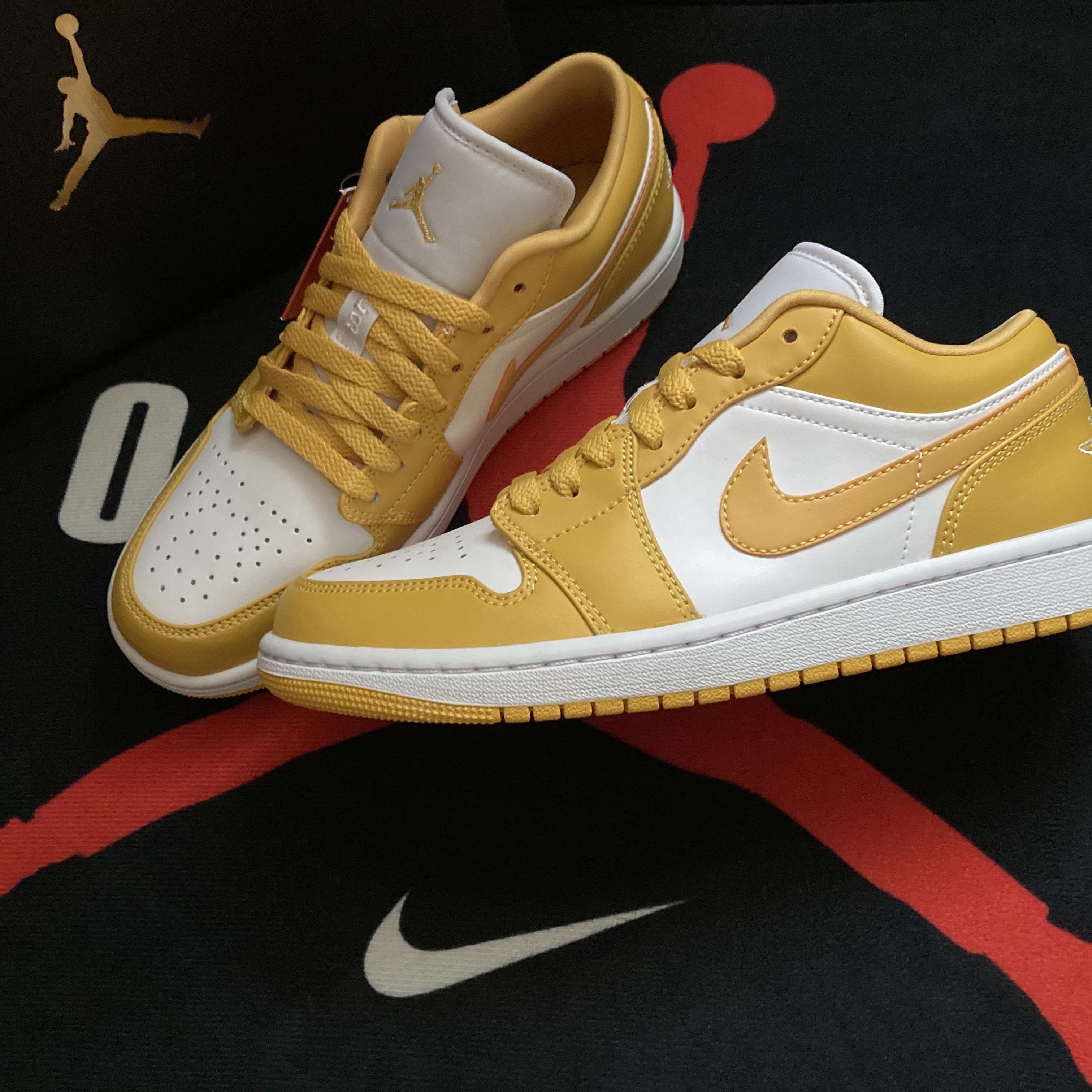 Jordan 1 Low Pollen 착용 스타일 - 2