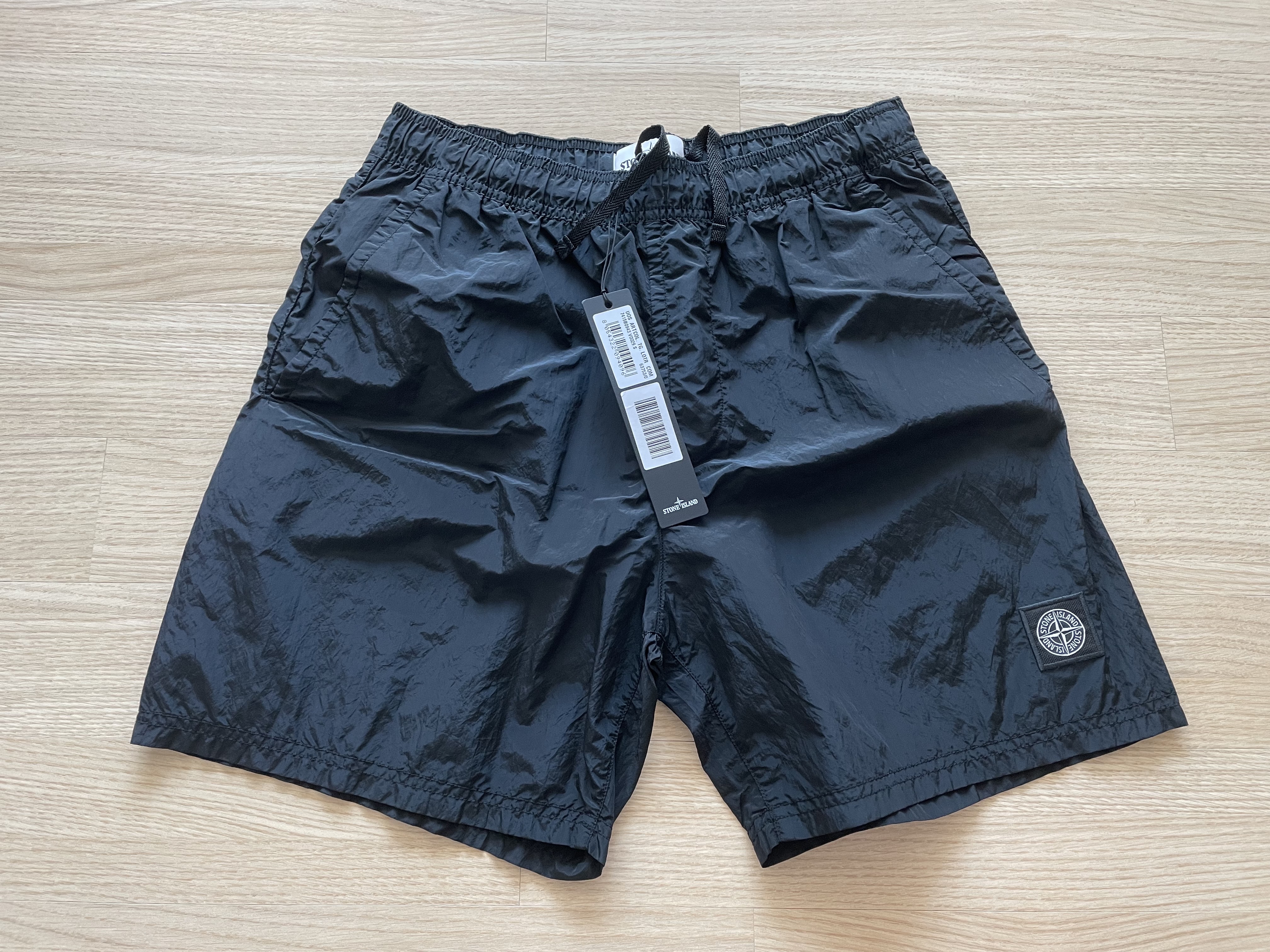 Stone Island B0943 Nylon Metal Swimming Trunk Black - 21SS 착용 스타일