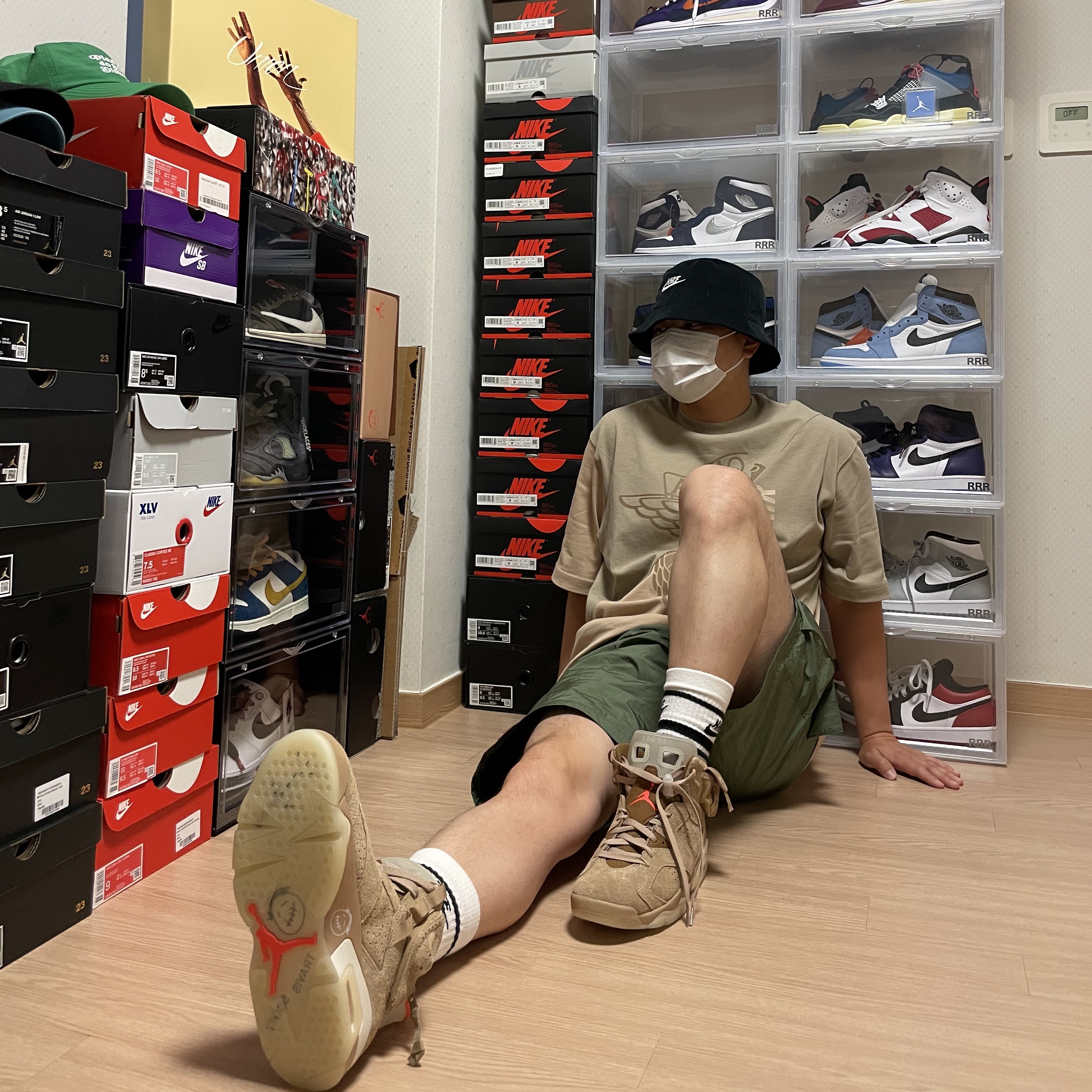 Jordan 6 x Travis Scott Retro SP British Khaki, Jordan x Travis Scott S/S Top - Asia 착용 스타일