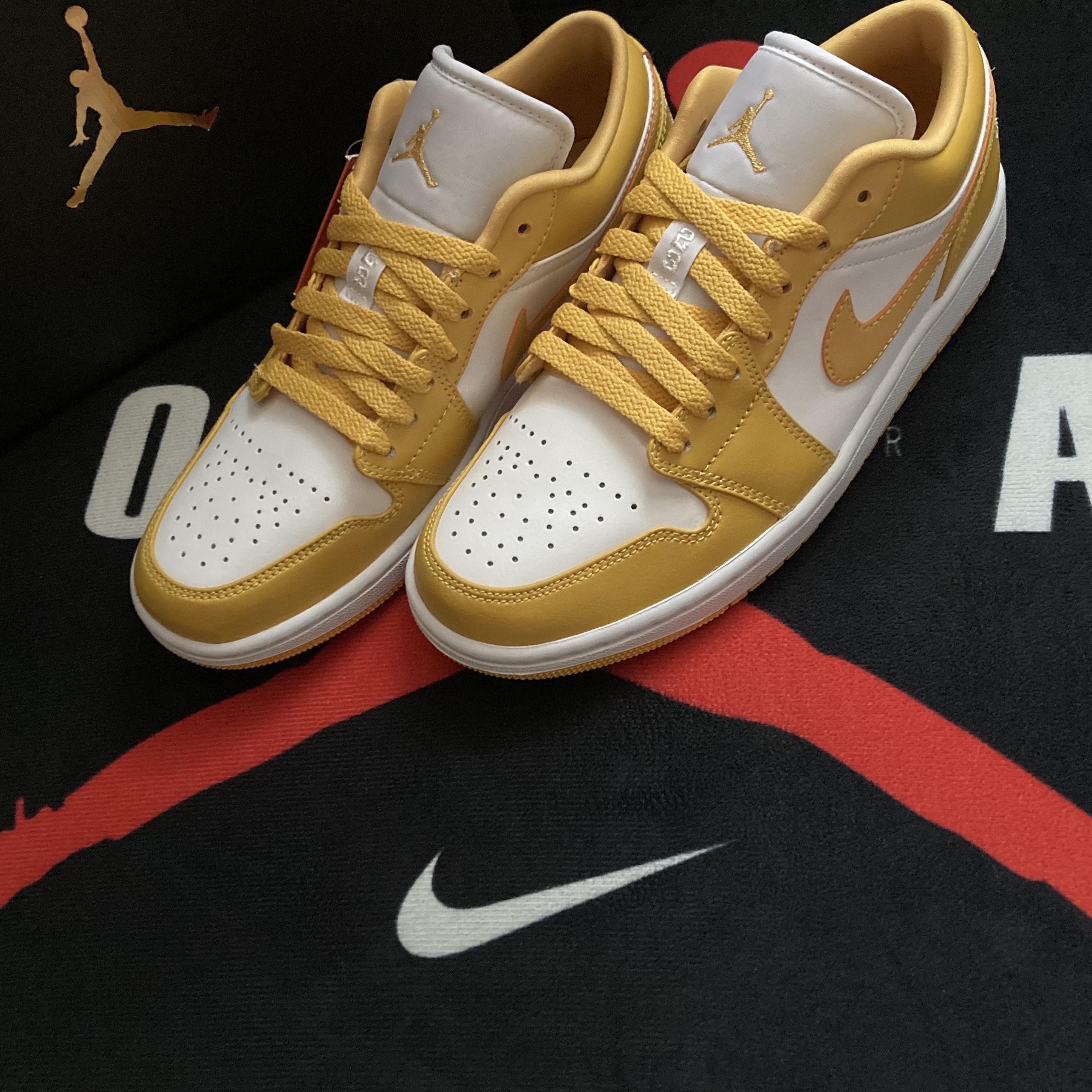 Jordan 1 Low Pollen 착용 스타일 - 3