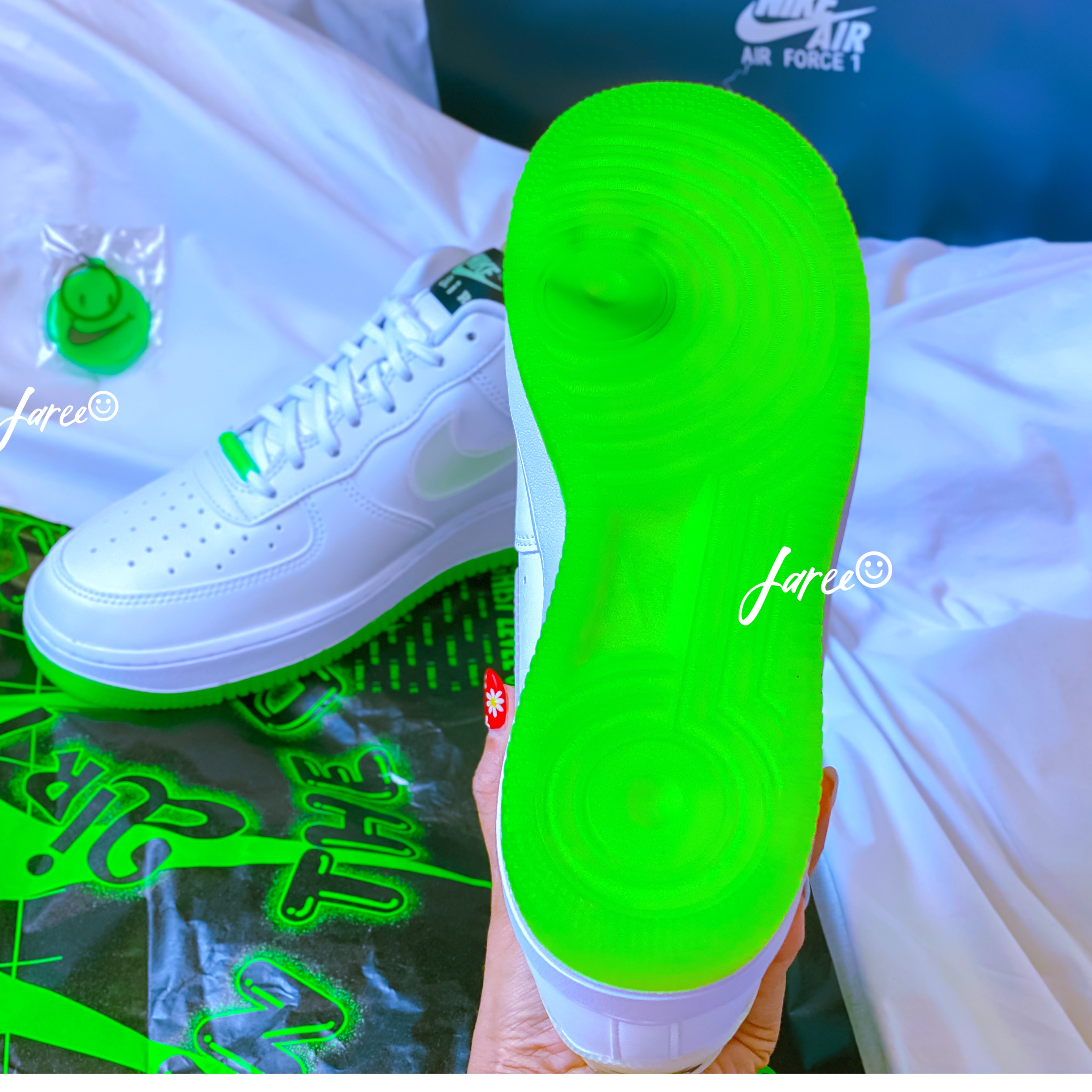 (W) Nike Air Force 1 '07 LX Have a Nike Day White Glow 착용 스타일 - 4