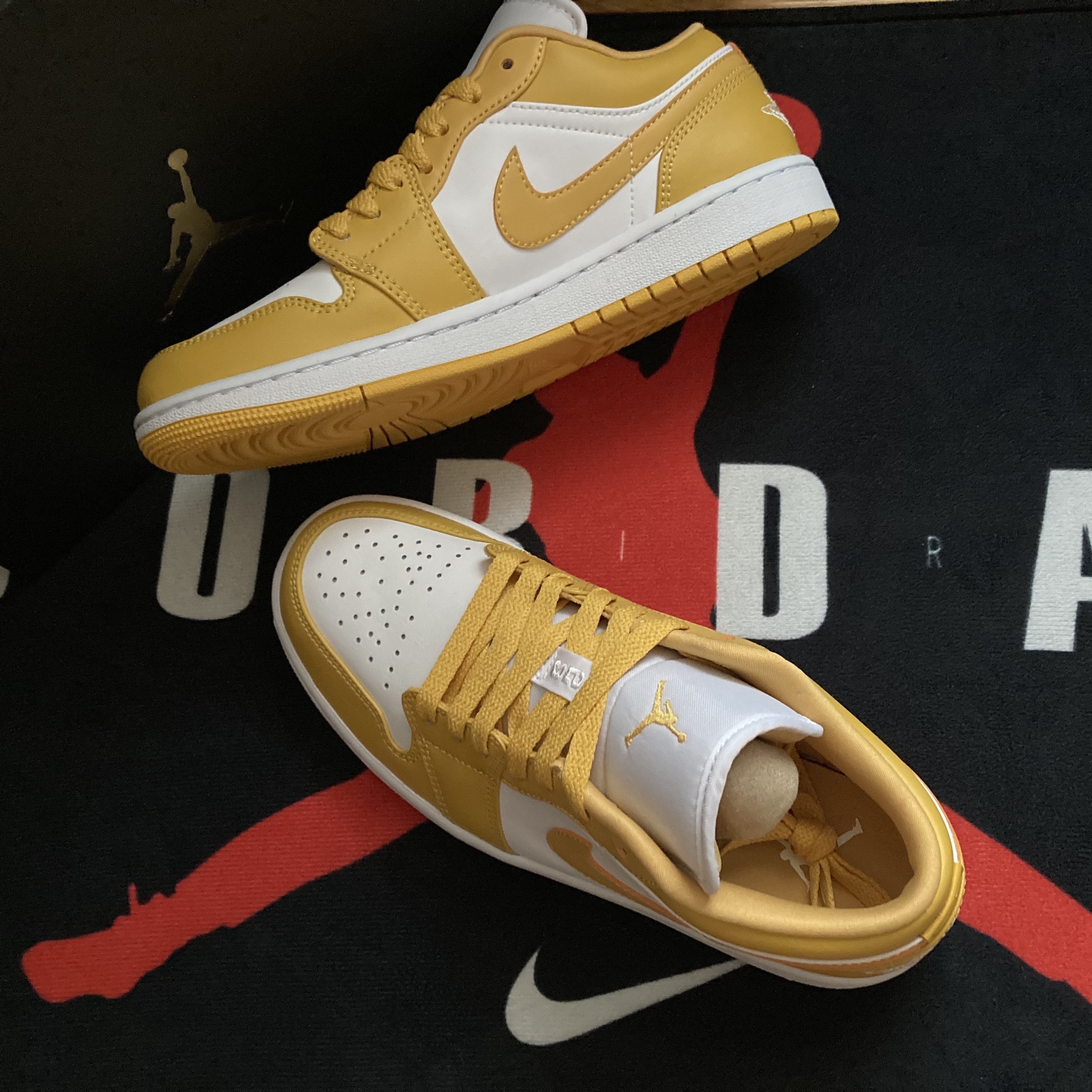 Jordan 1 Low Pollen 착용 스타일 - 1