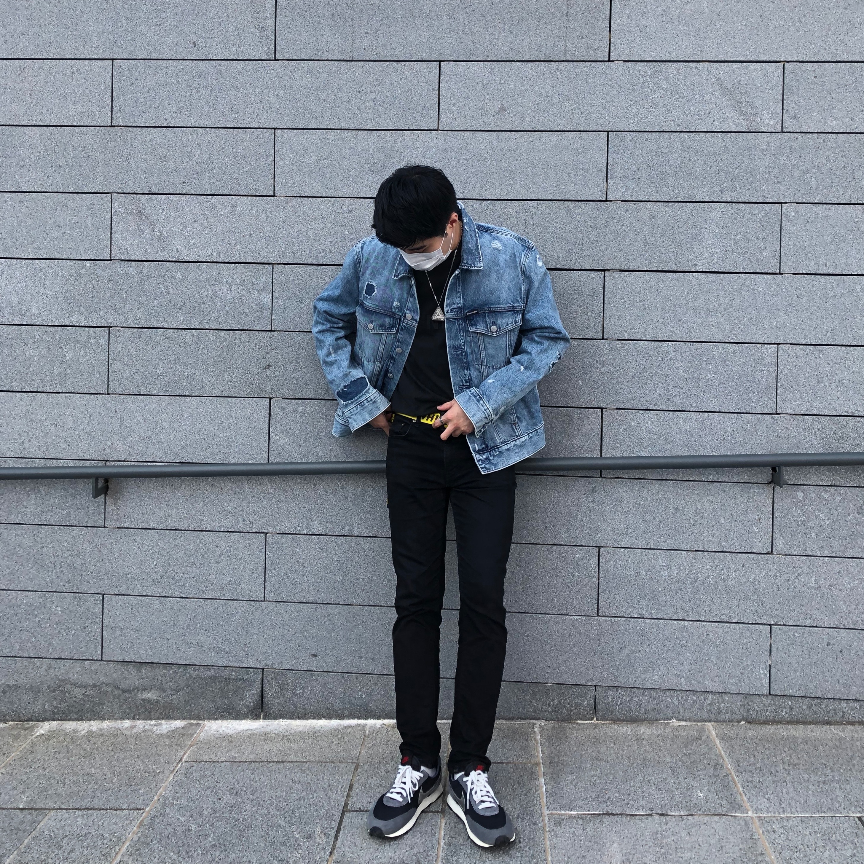 Nike Daybreak SP Black Metallic Silver, Essentials 3D Silicon Applique Boxy T-Shirt Dark Slate/Black 2020 착용 스타일
