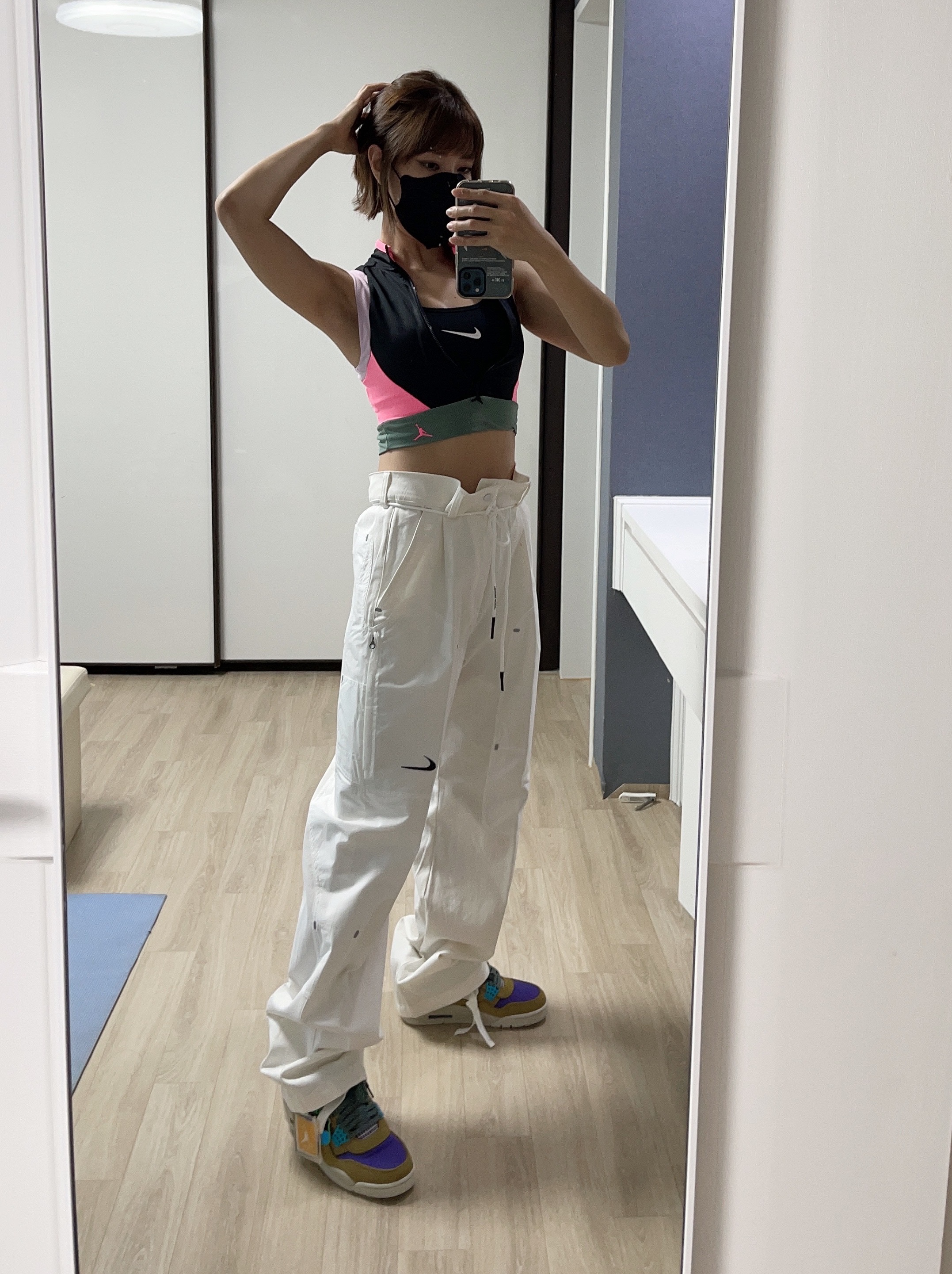 Nike x Off-White NRG Pants White, Jordan 4 x Union Retro SP Desert Moss 착용 스타일 - 2