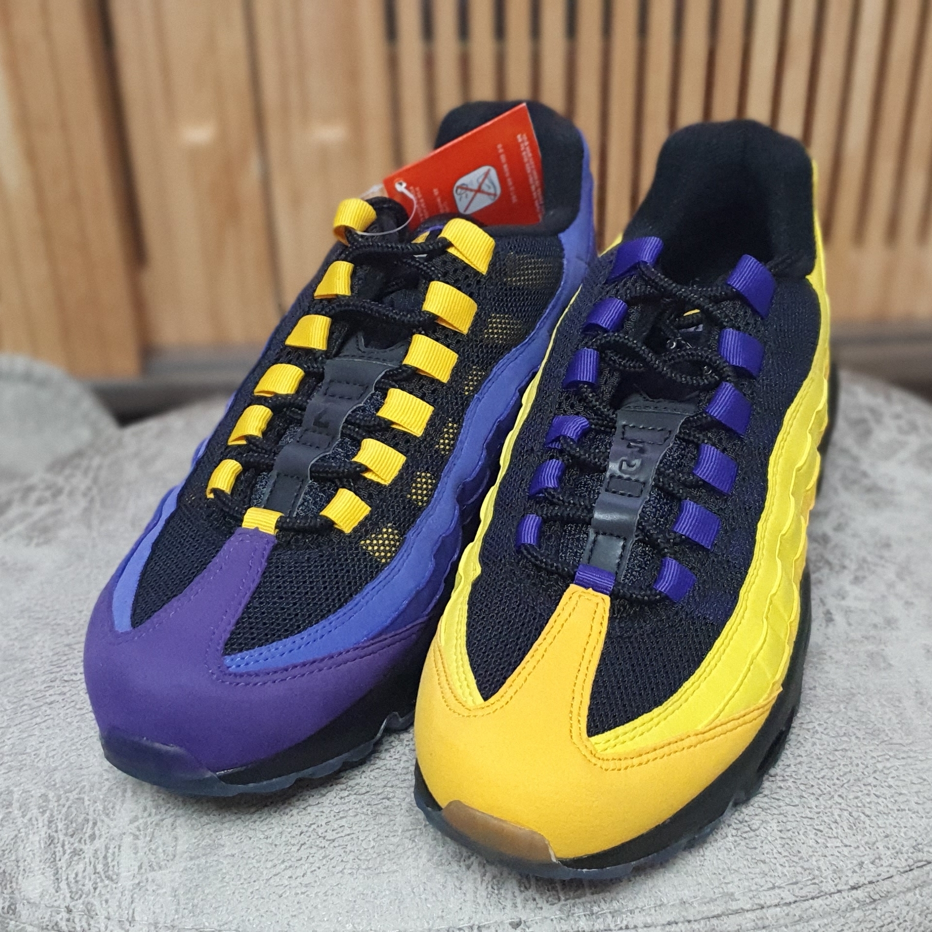 Nike Air Max 95 NRG LeBron Lakers Home Team 착용 스타일 - 1