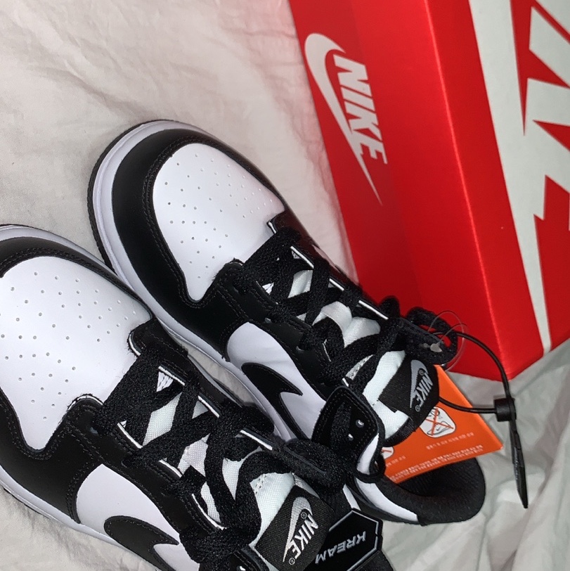 (W) Nike Dunk Low Black 착용 스타일