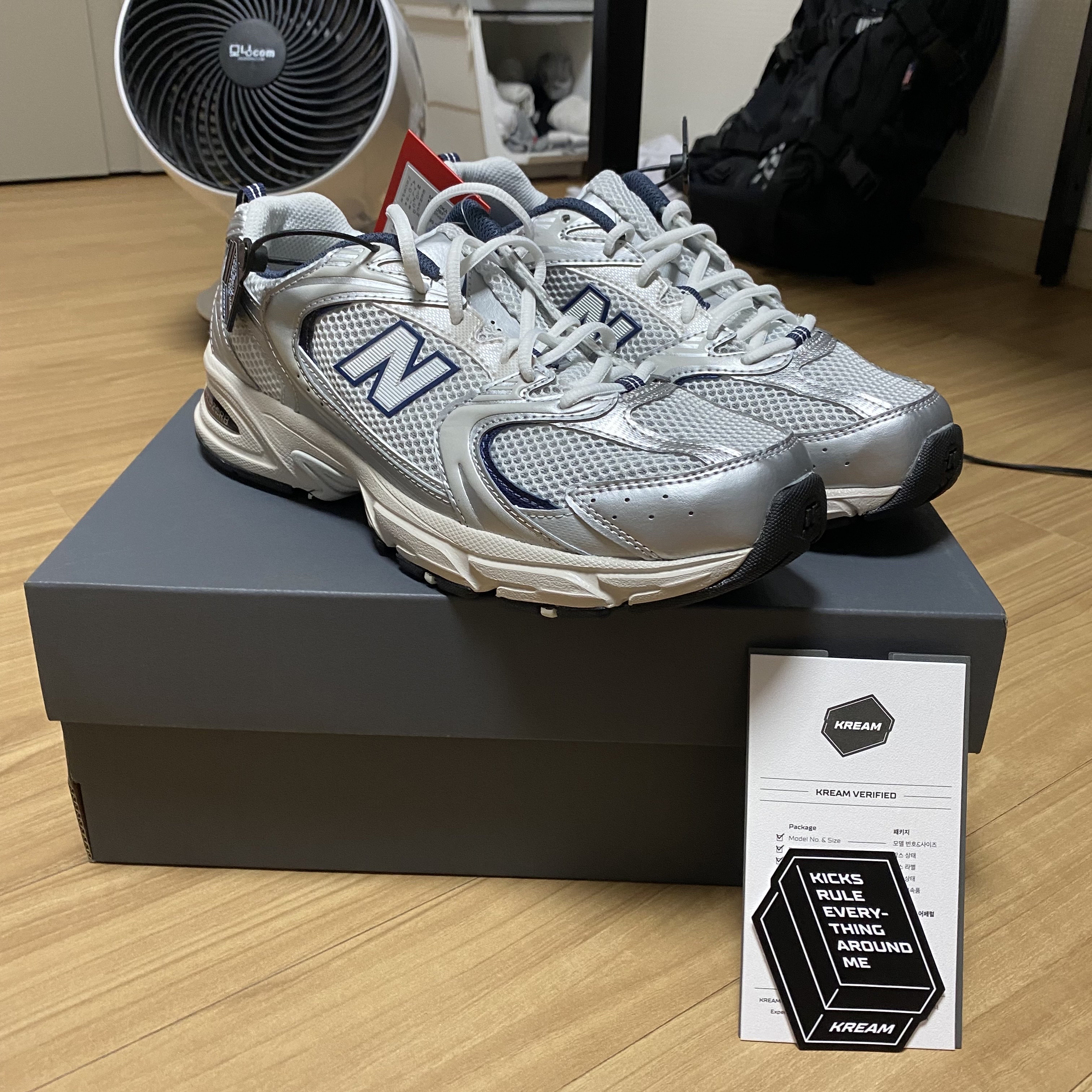 New Balance 530 Steel Grey 착용 스타일