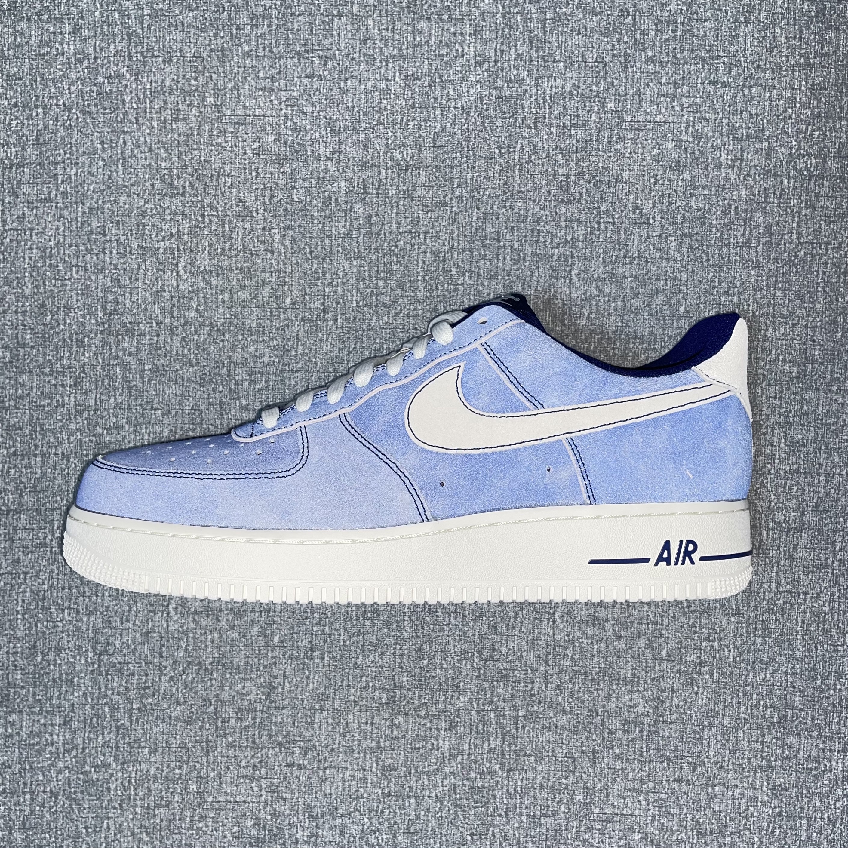 Nike Air Force 1 '07 LV8 Dusty Blue, Nike Air Force 1 '07 Low White 착용 스타일 - 2