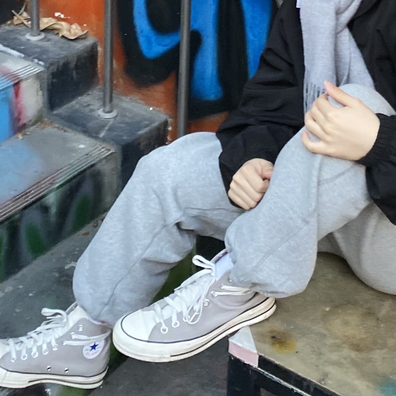 Converse x Fear of God Essentials Chuck 70 Hi Grey 착용 스타일