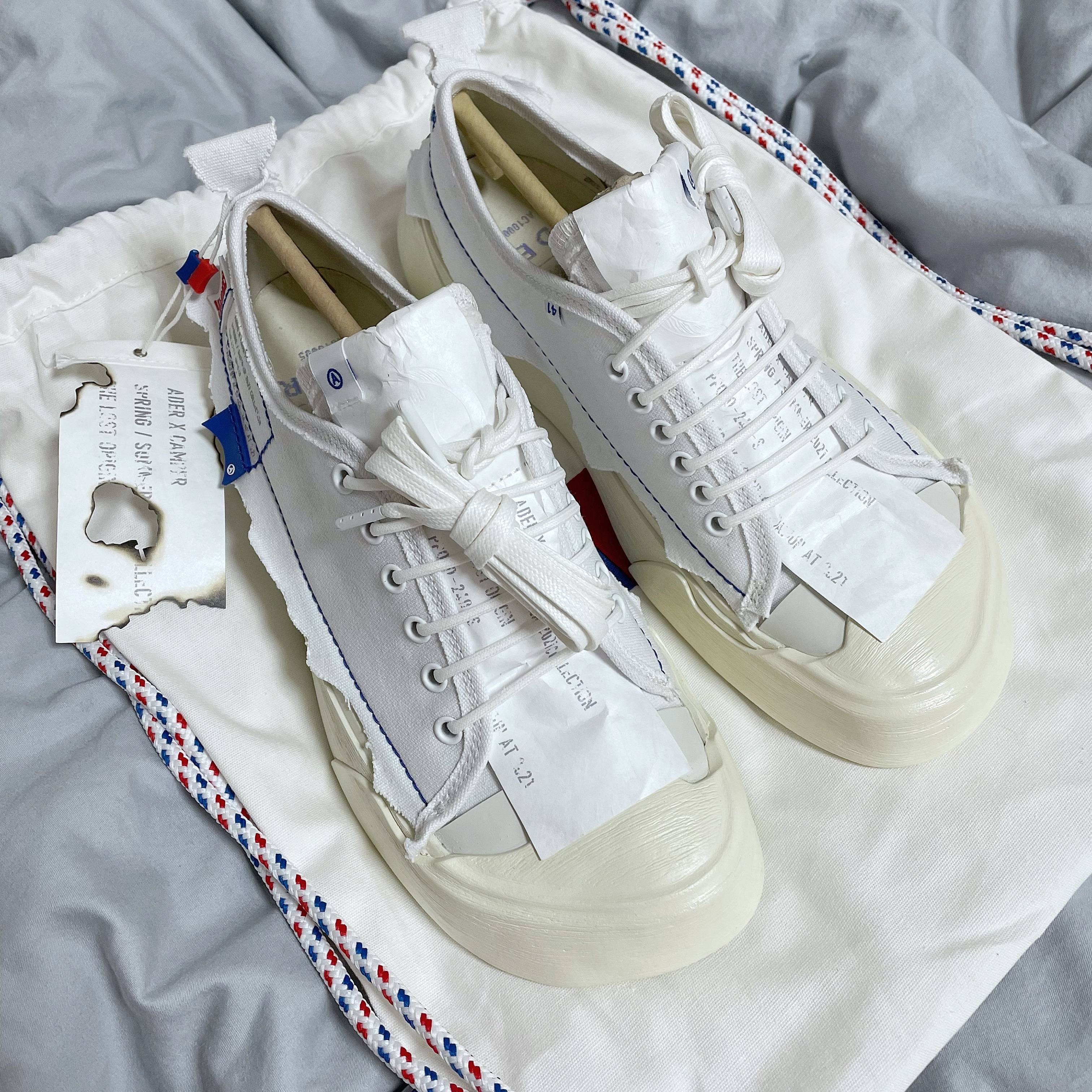 Camper x Ader Error Proto-111-S Cinder Basic Sneakers White 착용 스타일