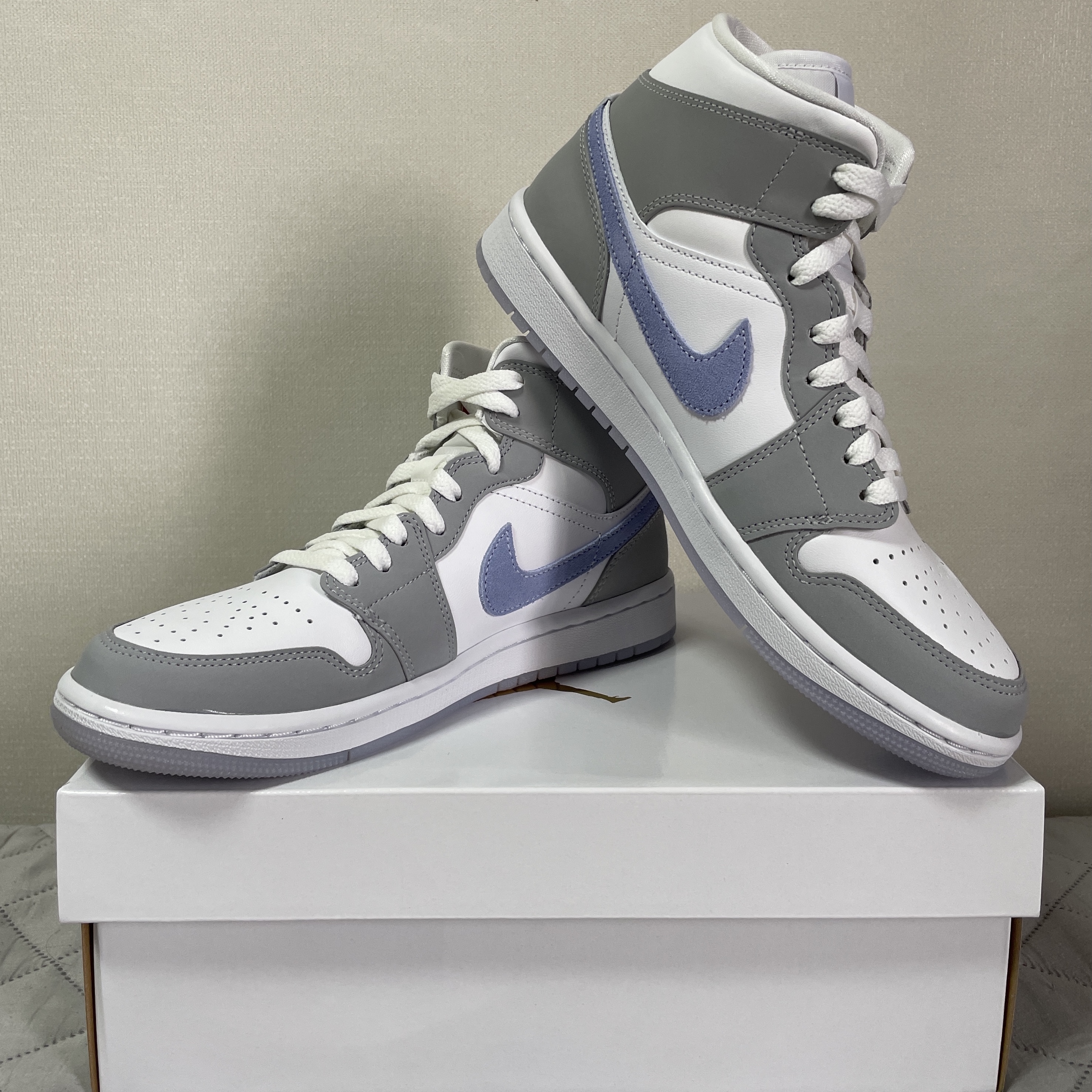 (W) Jordan 1 Mid Wolf Grey 착용 스타일