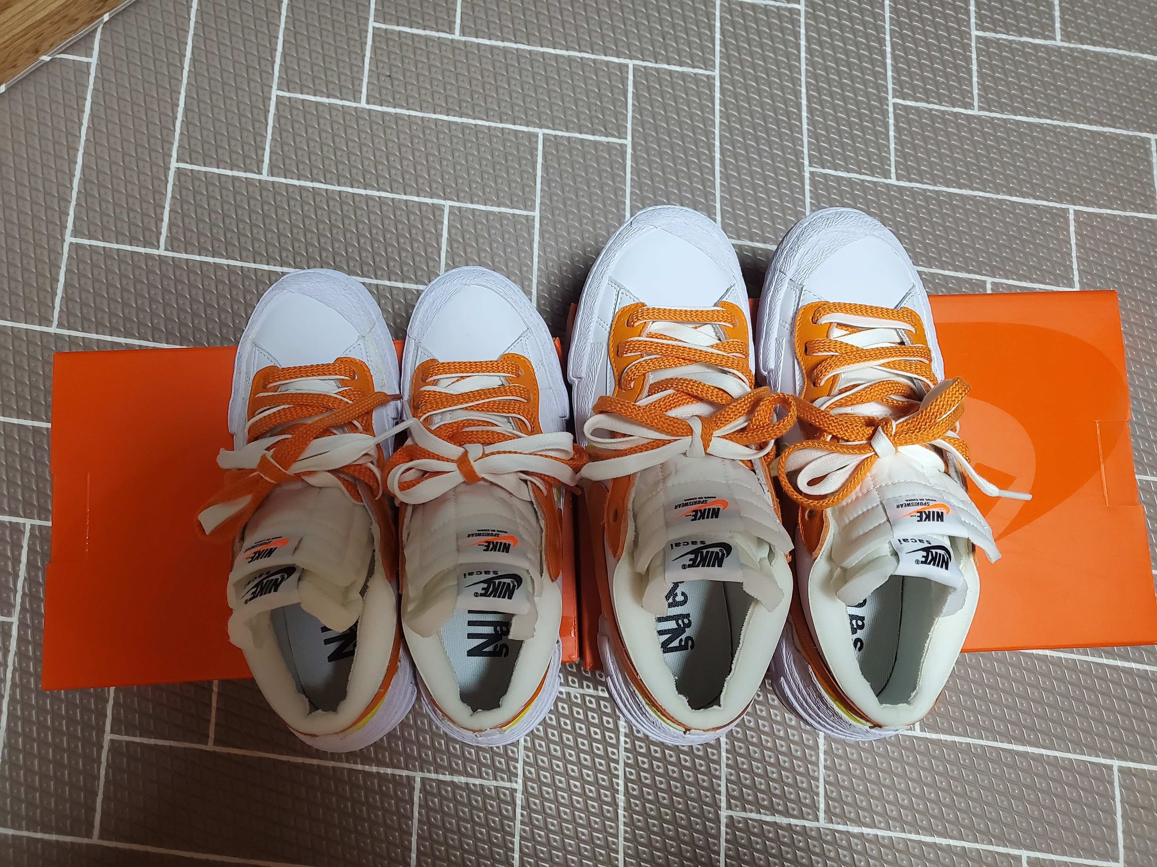 Nike x Sacai Blazer Low Magma Orange 착용 스타일 - 2