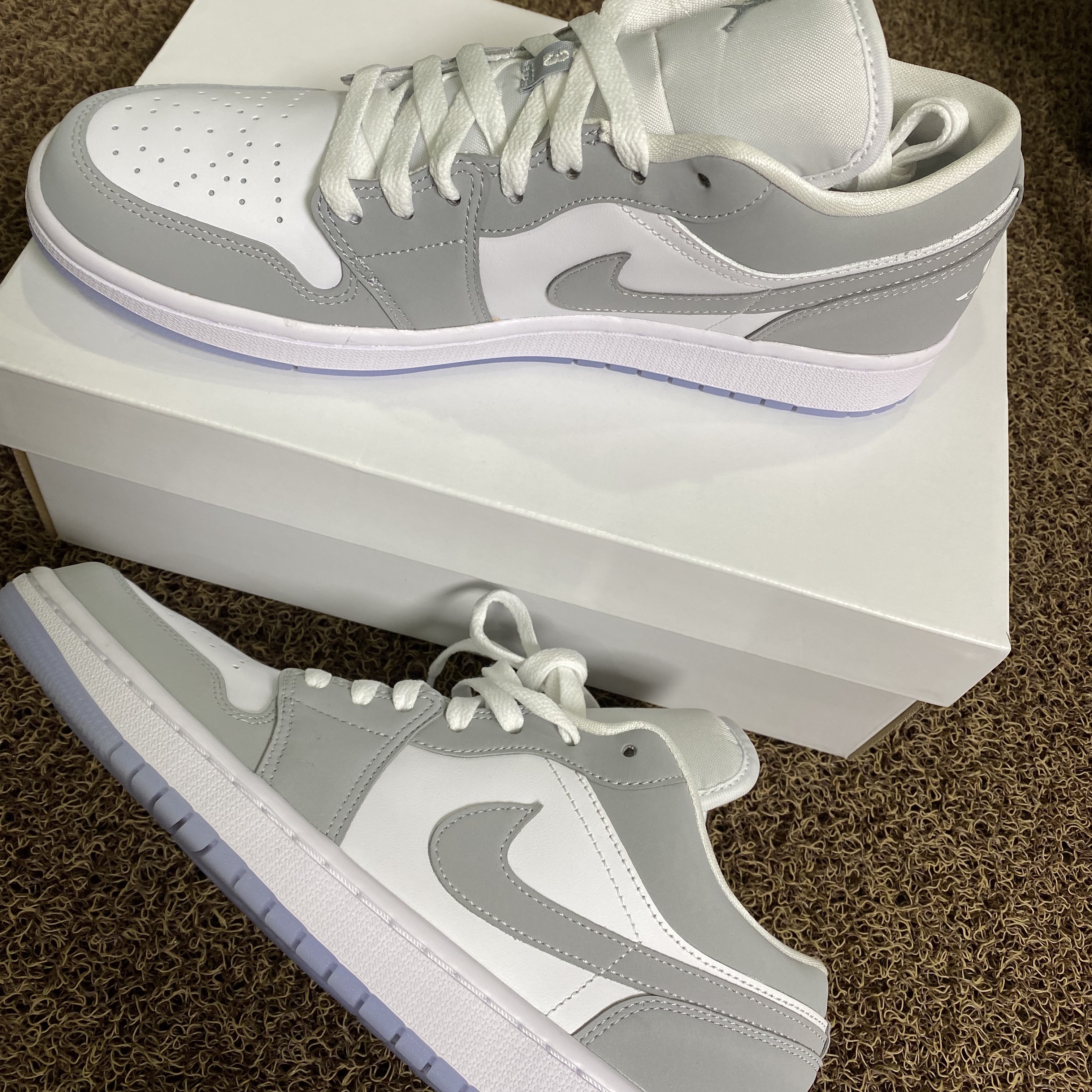 (W) Jordan 1 Low White Wolf Grey 착용 스타일