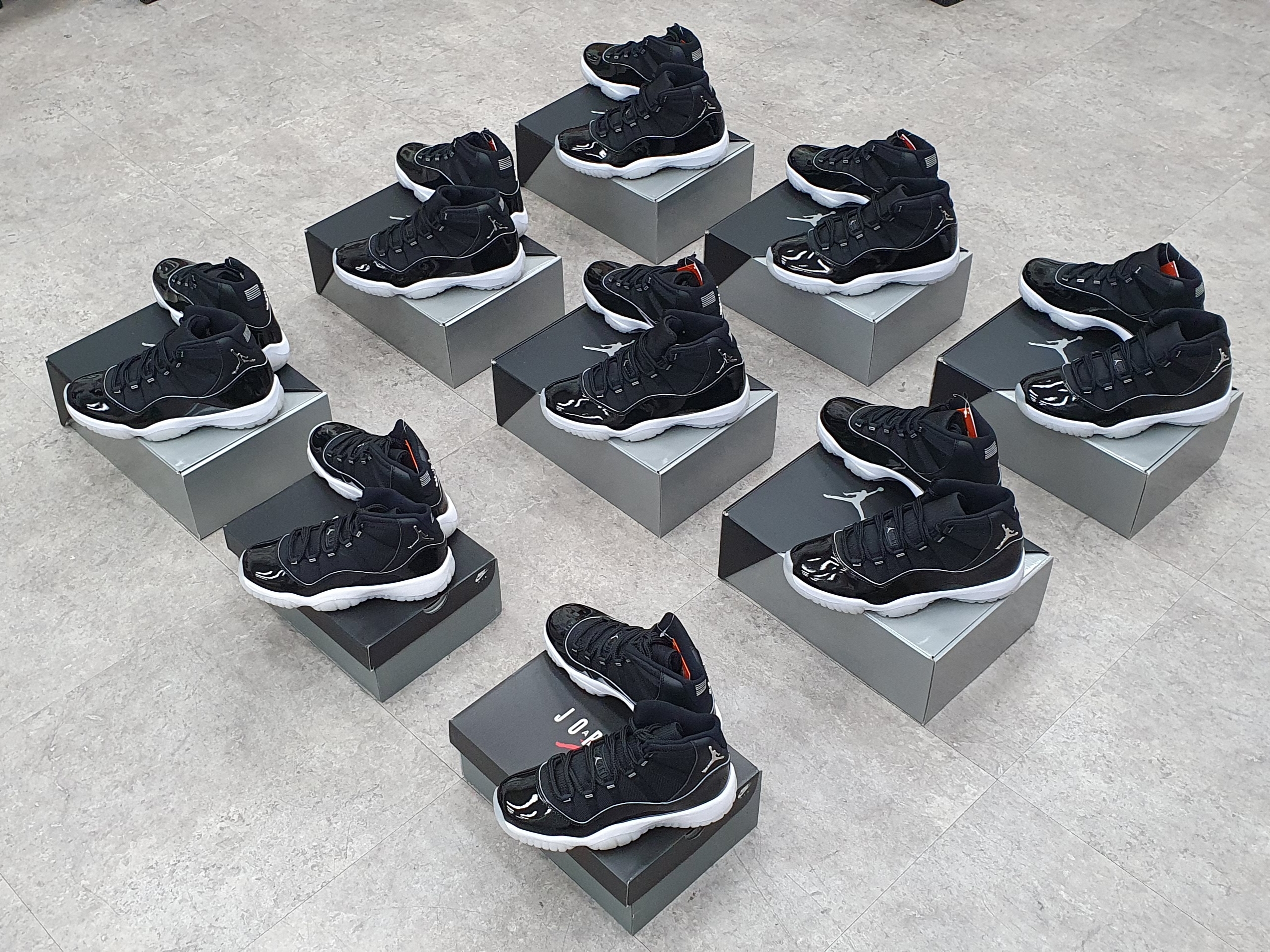 Jordan 11 Retro Jubilee, (GS) Jordan 11 Retro Jubilee 착용 스타일 - 4