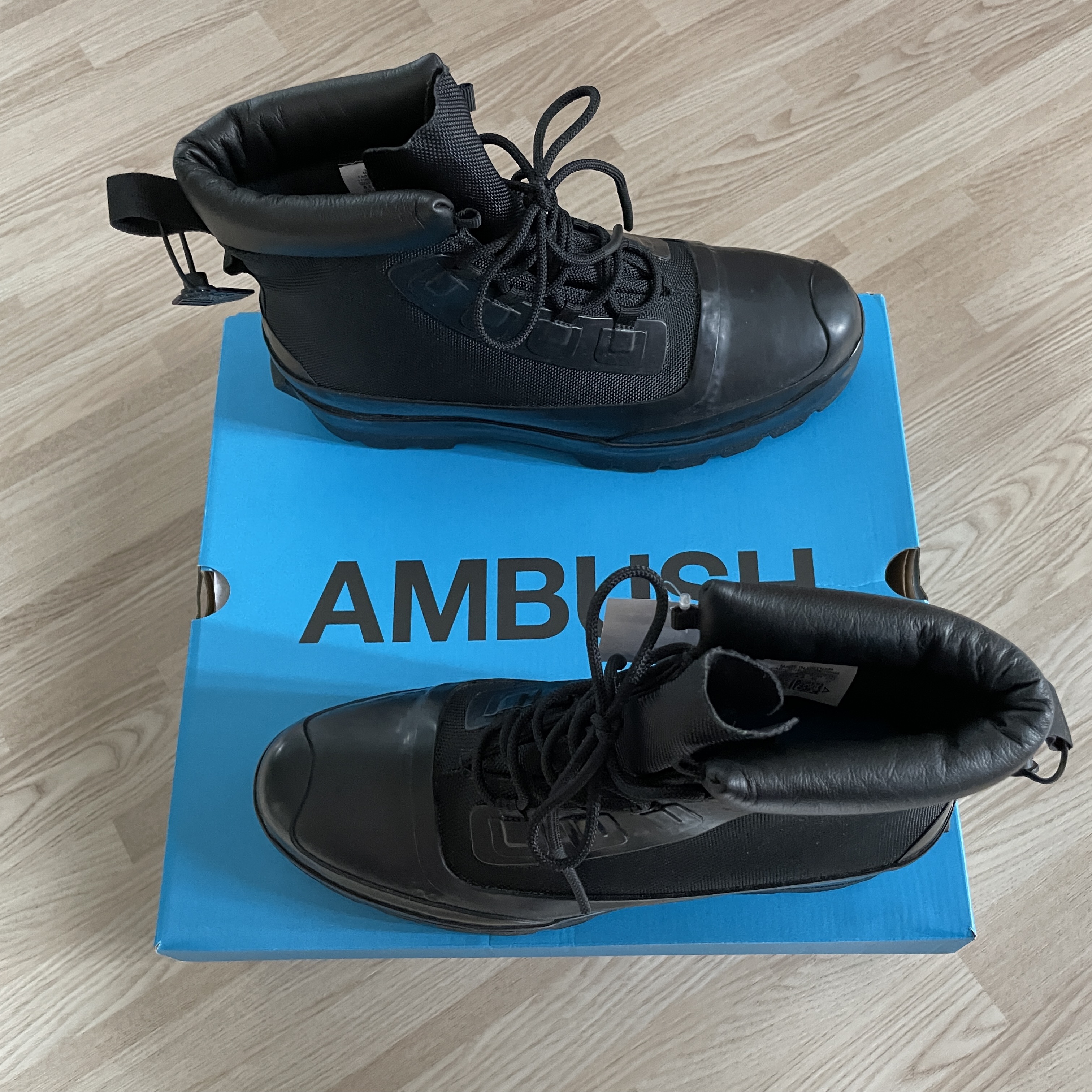 Converse x Ambush Chuck Taylor All Star Duck Boot Black 착용 스타일 - 4