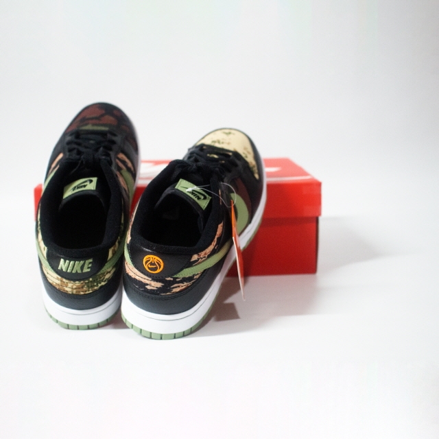 Nike Dunk Low SE Black Multi Camo 착용 스타일 - 4
