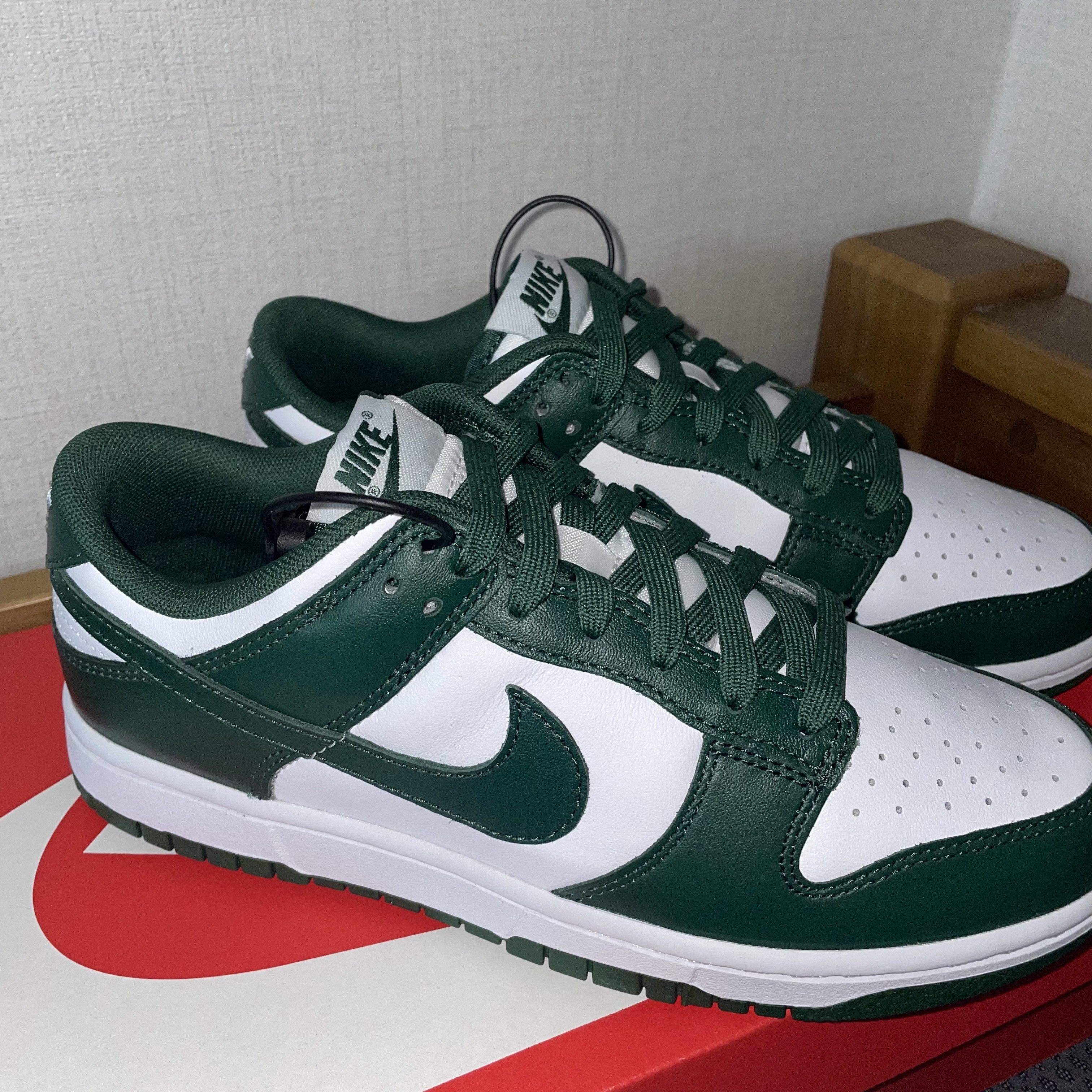 Nike Dunk Low Retro Varsity Green 착용 스타일 - 1