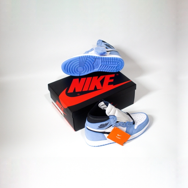 Jordan 1 Retro High OG University Blue 착용 스타일 - 2