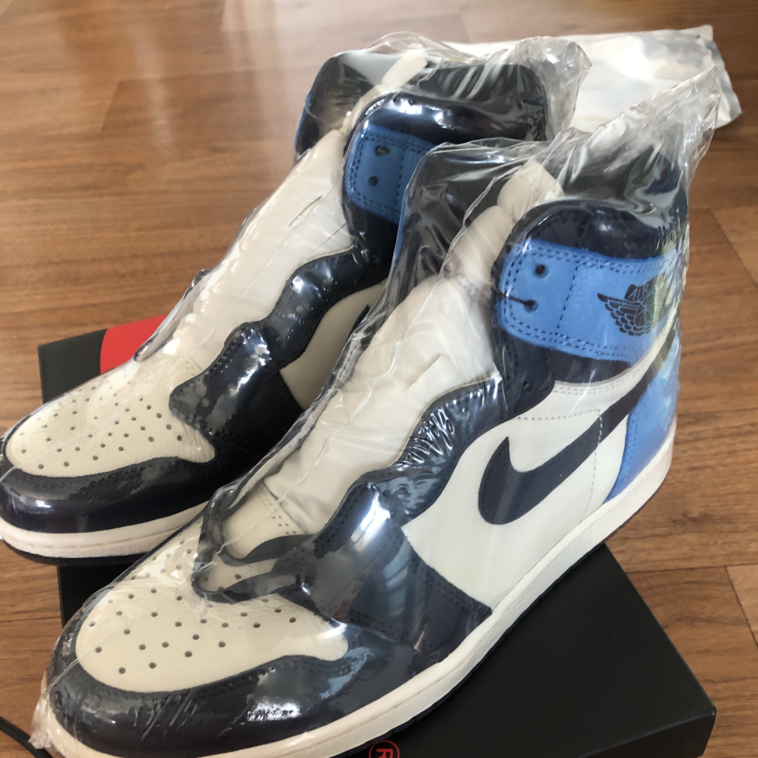 Jordan 1 Retro High Obsidian UNC 착용 스타일