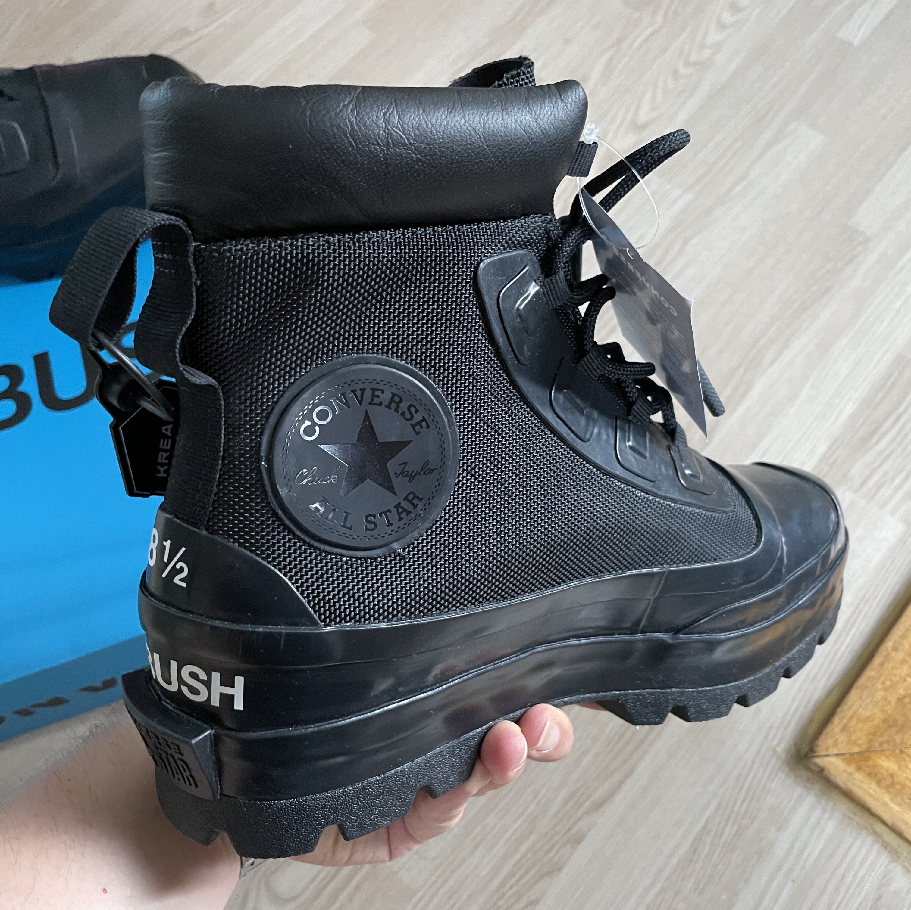 Converse x Ambush Chuck Taylor All Star Duck Boot Black 착용 스타일 - 2
