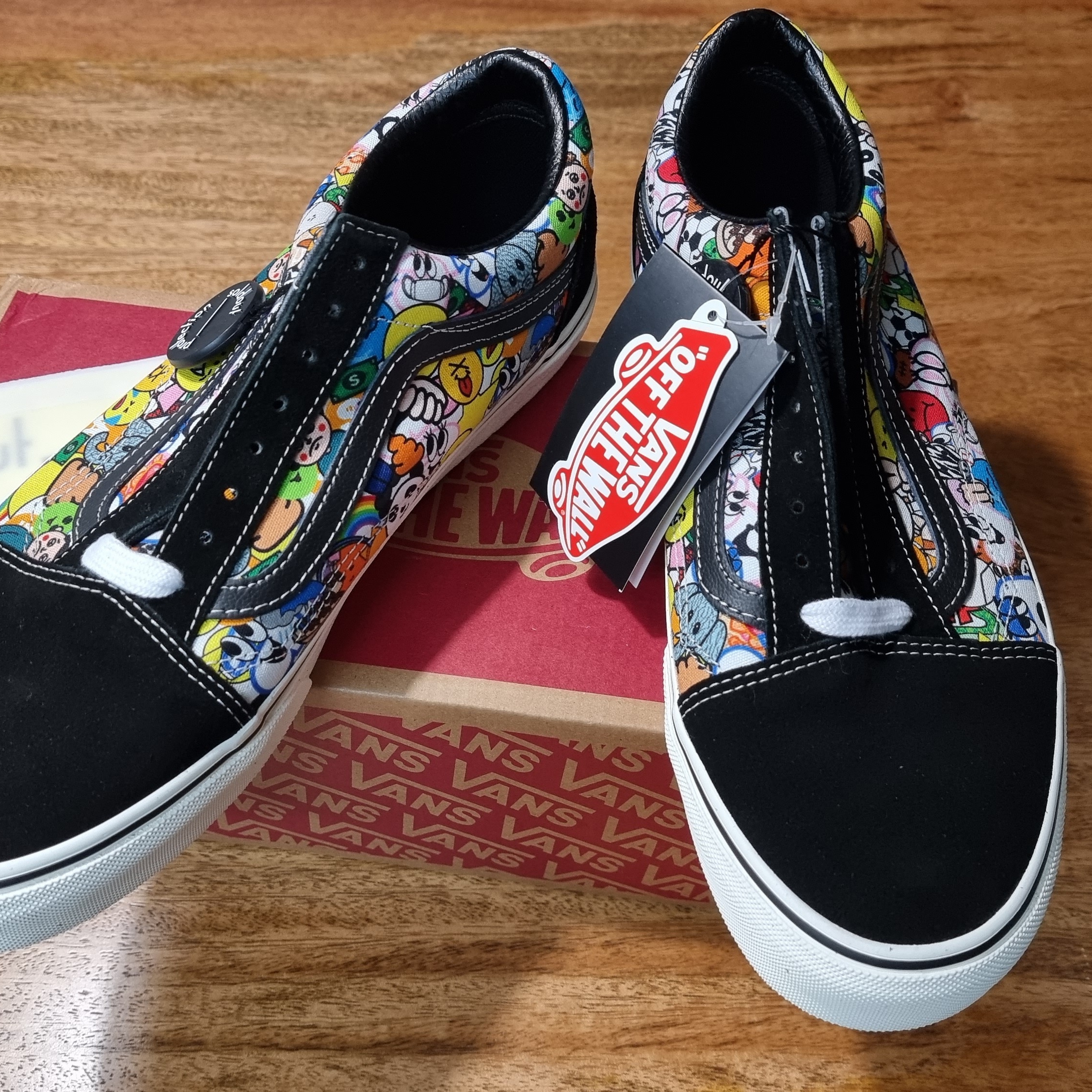 Vans x Atmos Old Skool Emoji 착용 스타일