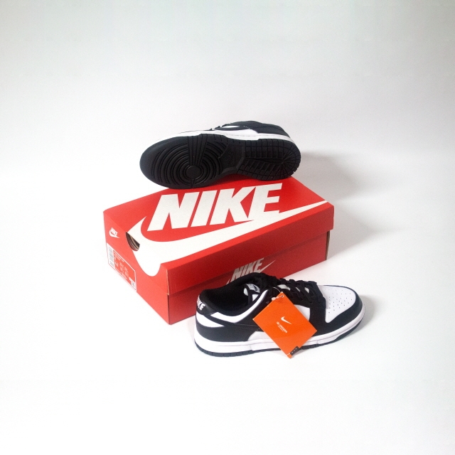 (W) Nike Dunk Low Black 착용 스타일 - 3