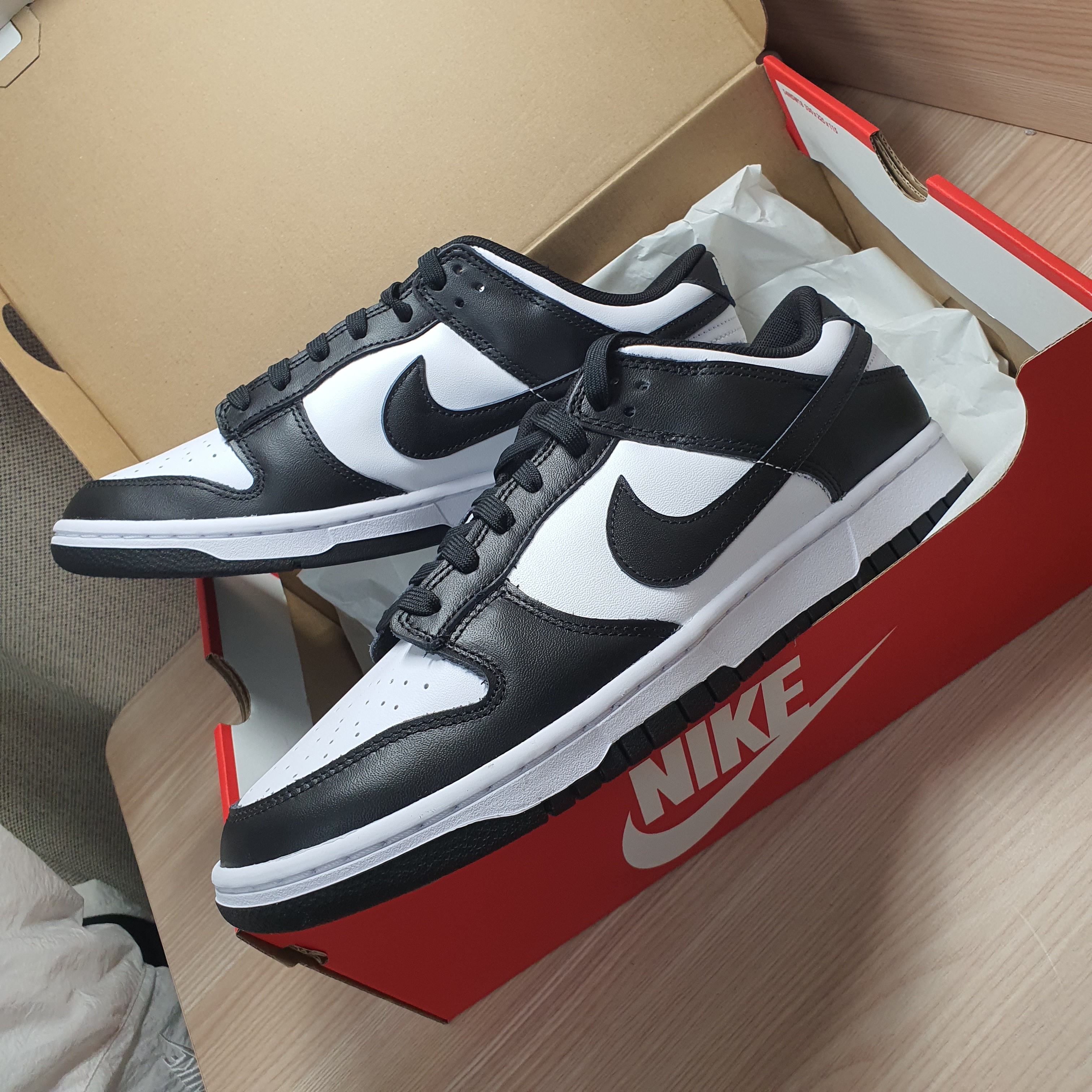 Nike Dunk Low Retro Black 착용 스타일