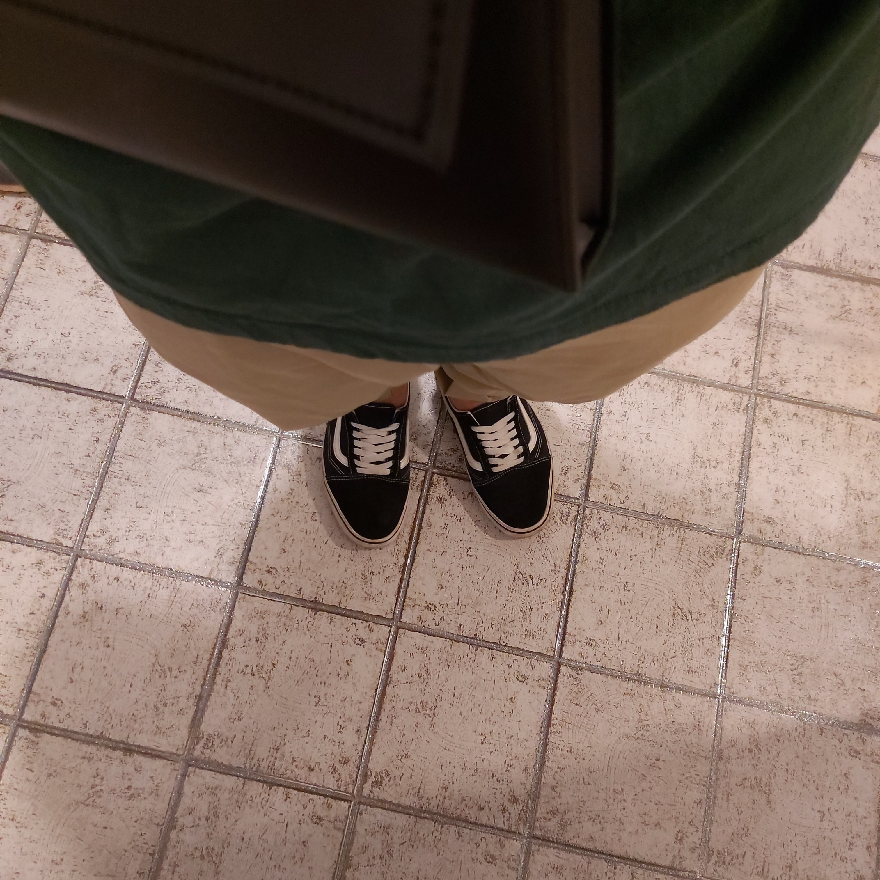 Vans Old Skool Mule Black 착용 스타일
