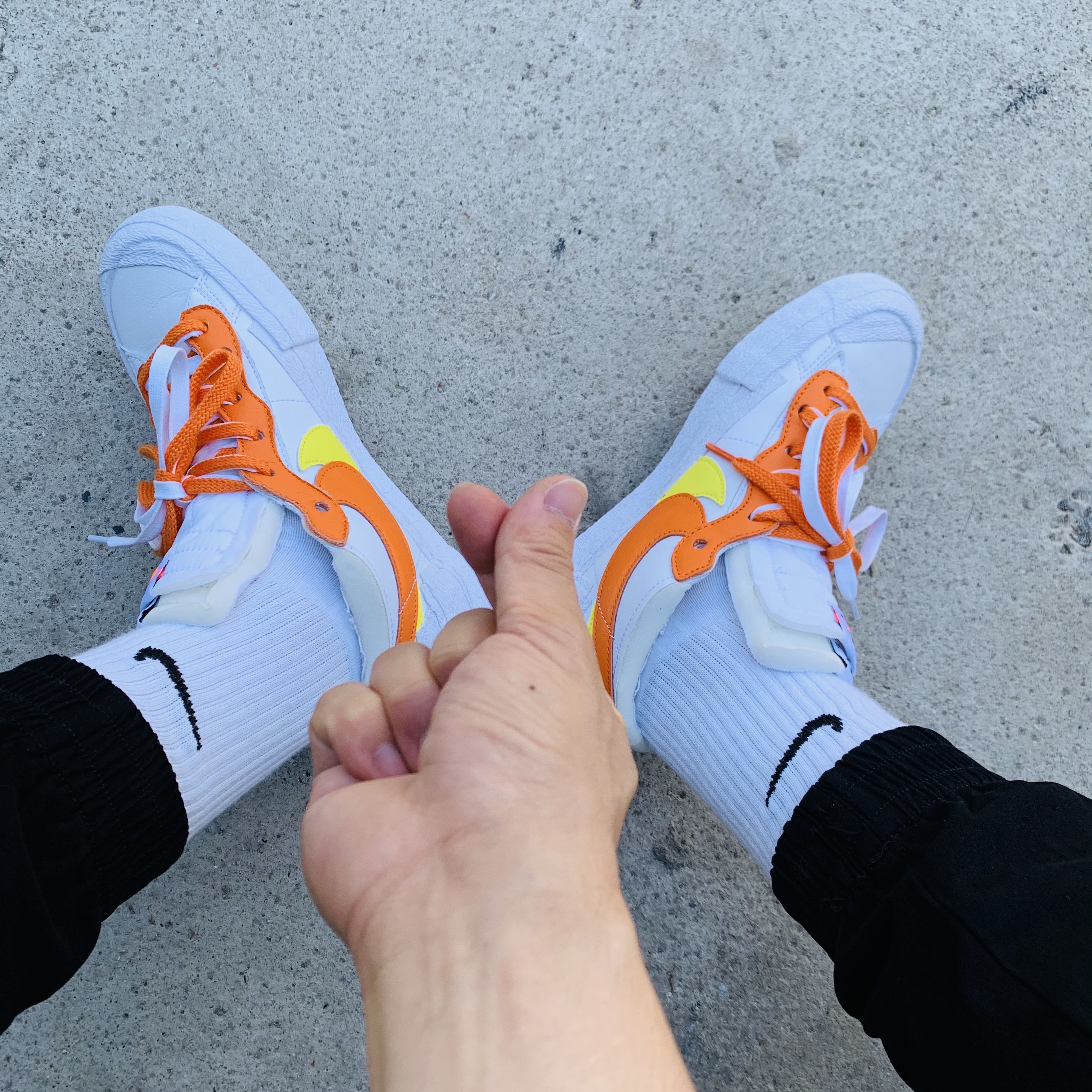 Nike x Sacai Blazer Low Magma Orange 착용 스타일