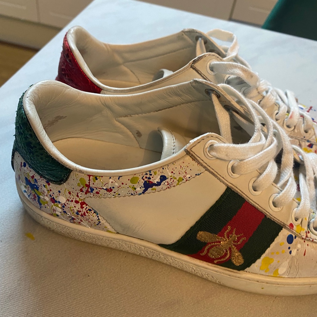 Gucci Ace Embroidered Bee 착용 스타일 - 4