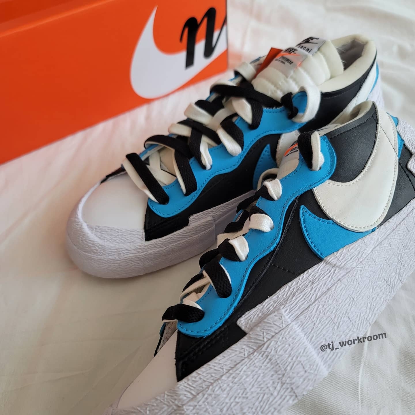 Nike x Sacai Blazer Low Magma Orange 착용 스타일 - 3