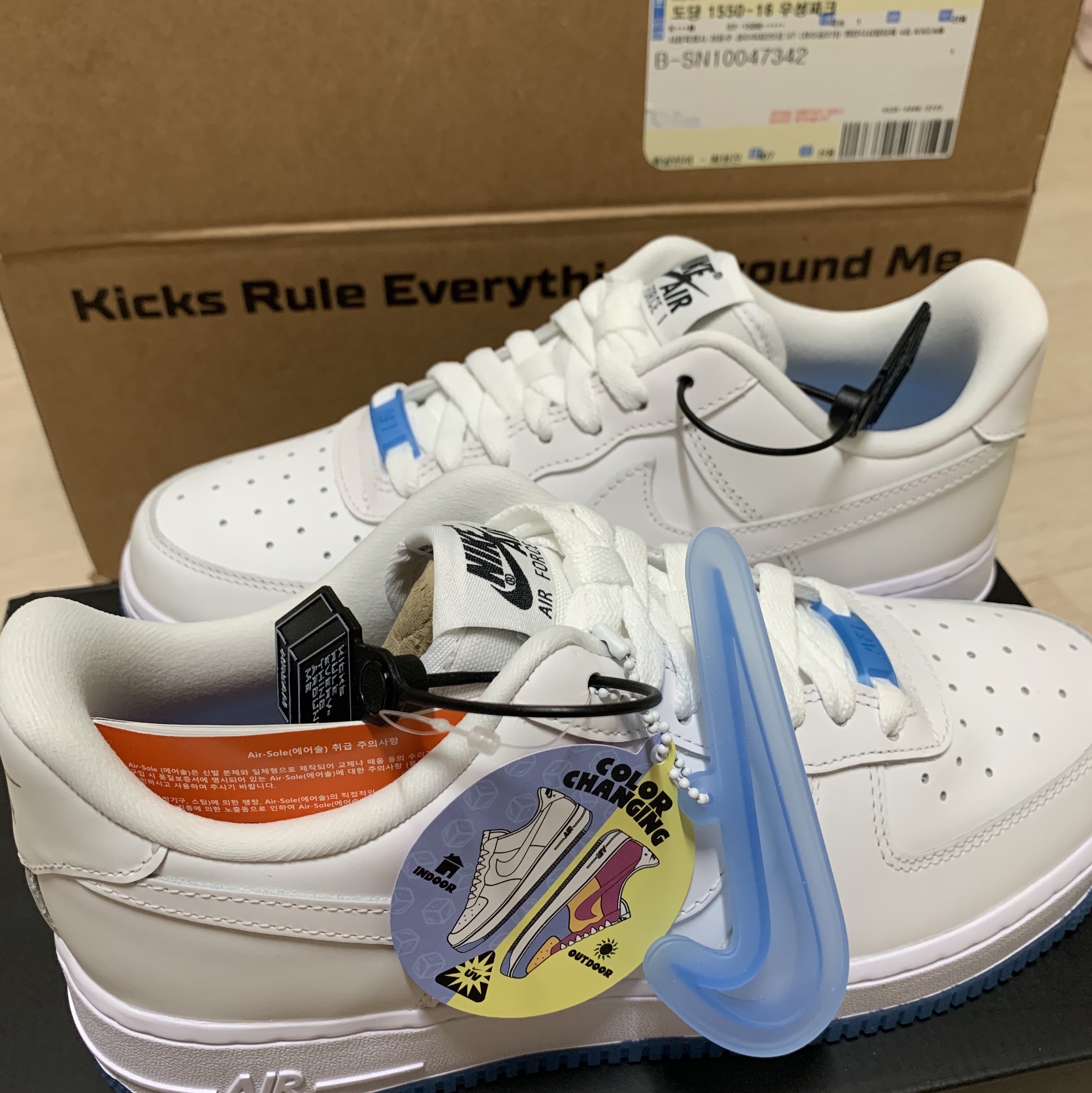 (W) Nike Air Force 1 '07 LX Photochromic 착용 스타일
