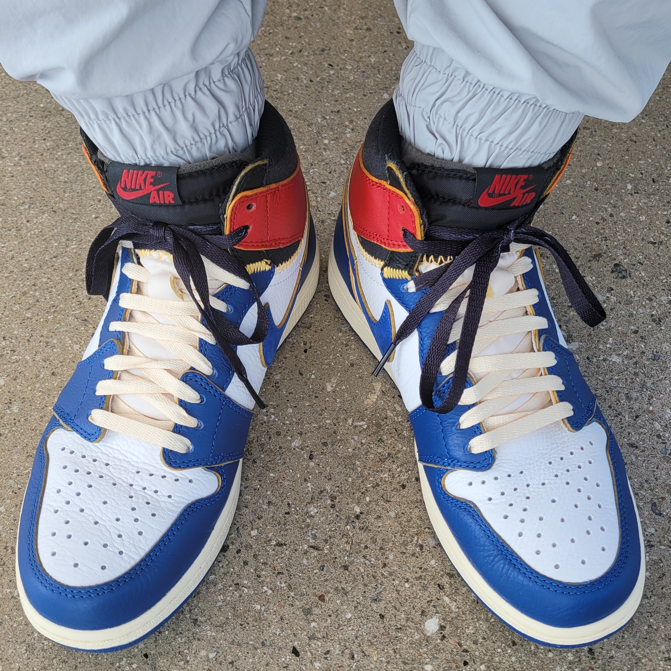 Jordan 1 x Union Retro High Blue Toe 착용 스타일 - 2