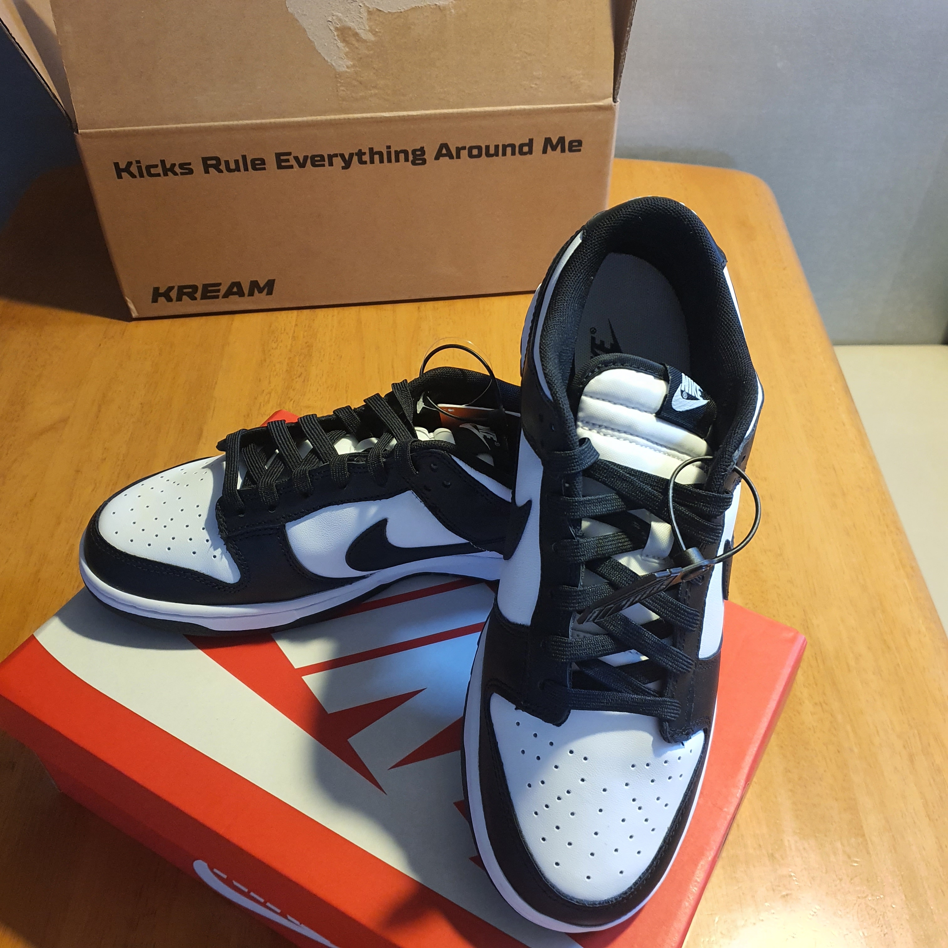 Nike Dunk Low Retro Black 착용 스타일