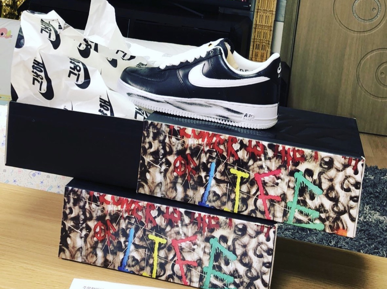 Nike x Peaceminusone Air Force 1 Low Para-Noise 착용 스타일
