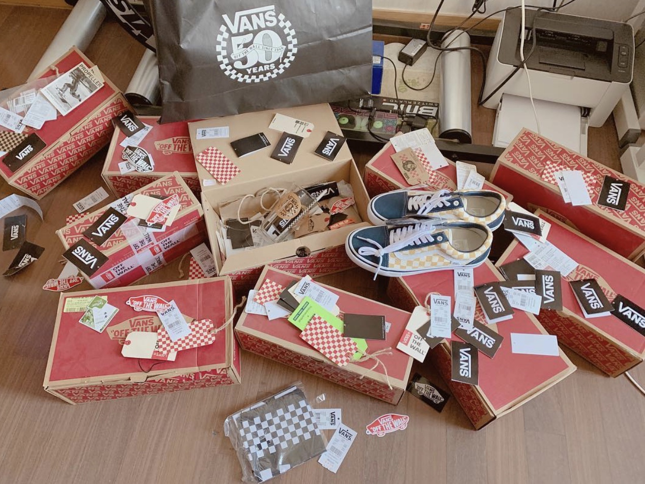 Vans Vault OG Classic Slip-On Checkerboard, Vans Style 36 Marshmallow Racing Red 착용 스타일