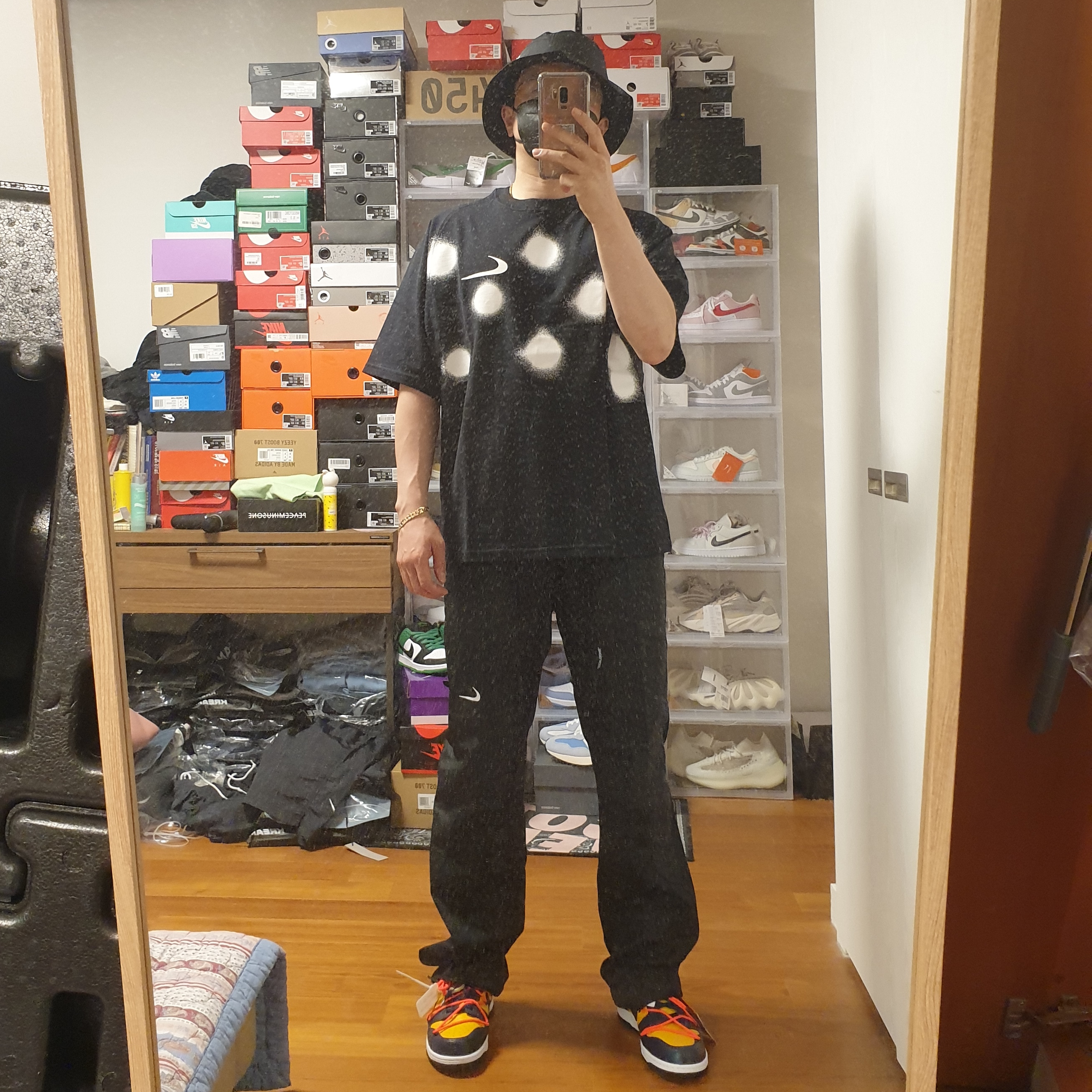 Nike x Off-White NRG Short Sleeve T-Shirt Black, Nike x Off-White NRG Pants Black 착용 스타일 - 3