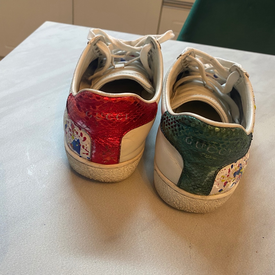 Gucci Ace Embroidered Bee 착용 스타일 - 3
