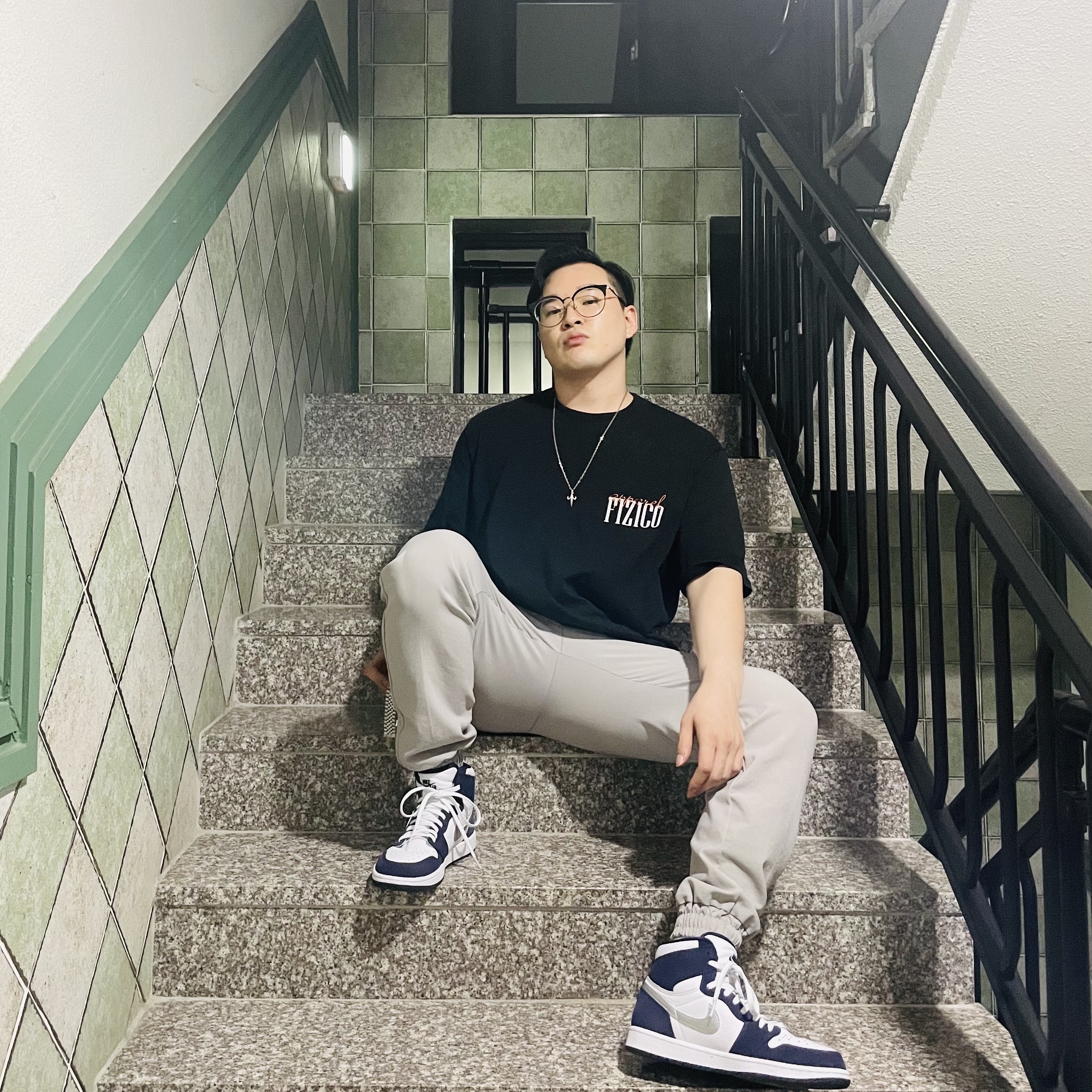 Jordan 1 Retro High OG CO.JP Midnight Navy 착용 스타일
