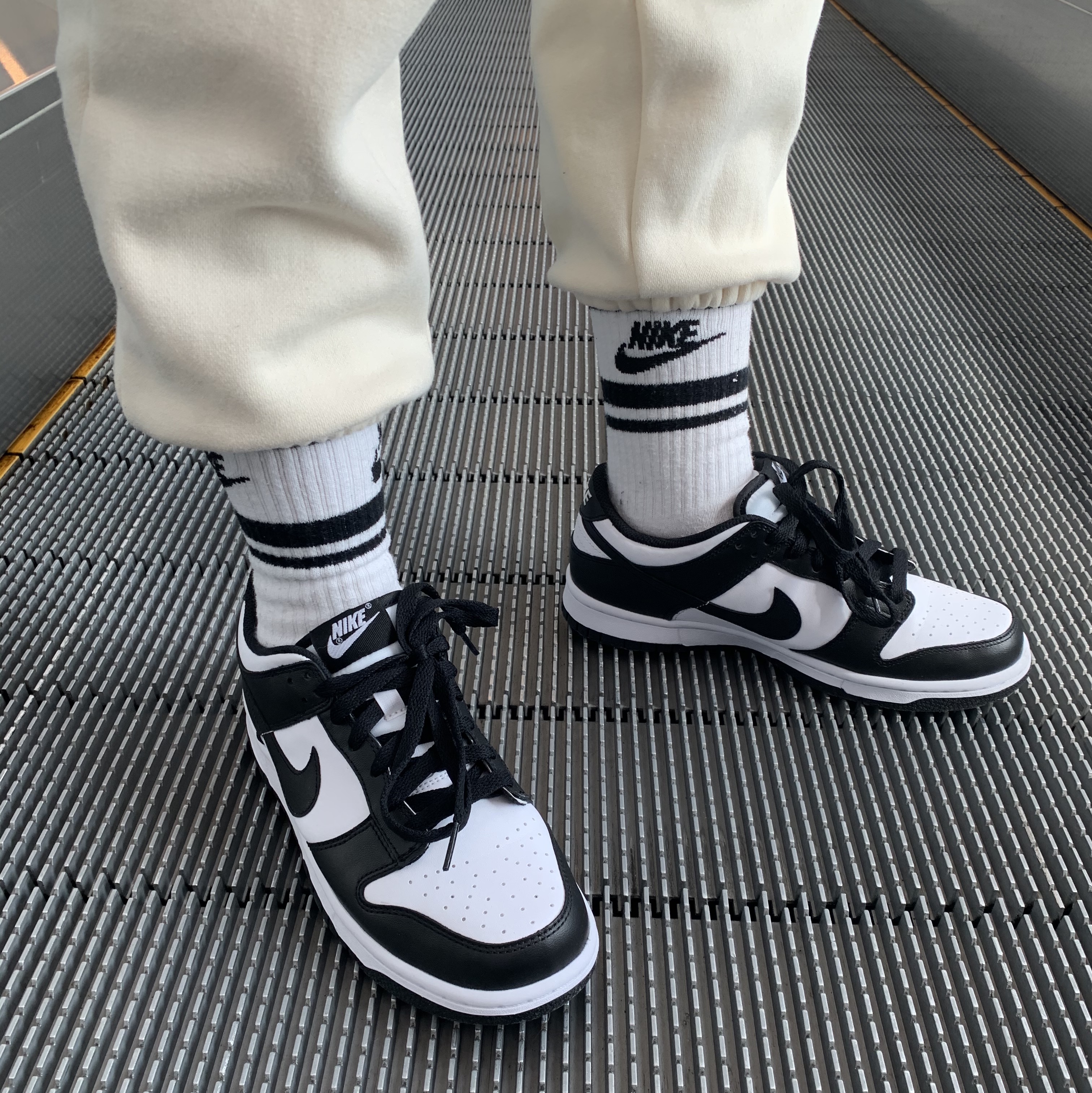 Nike Dunk Low Retro Black, (GS) Nike Dunk Low Black 착용 스타일