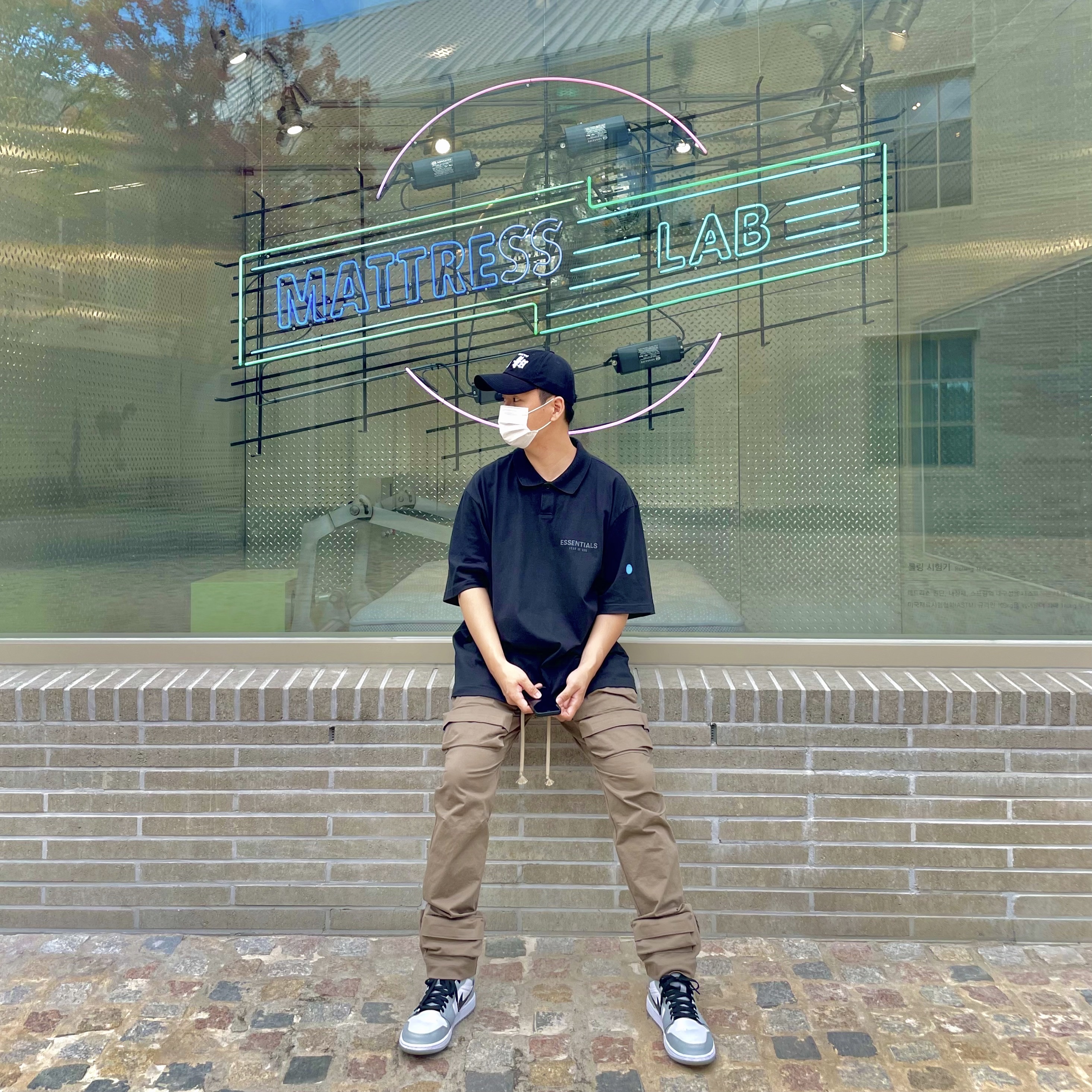 Essentials Short Sleeve Boxy Polo Dark Slate/Stretch Limo/Black - 20SS, Jordan 1 Mid Light Smoke Grey 착용 스타일