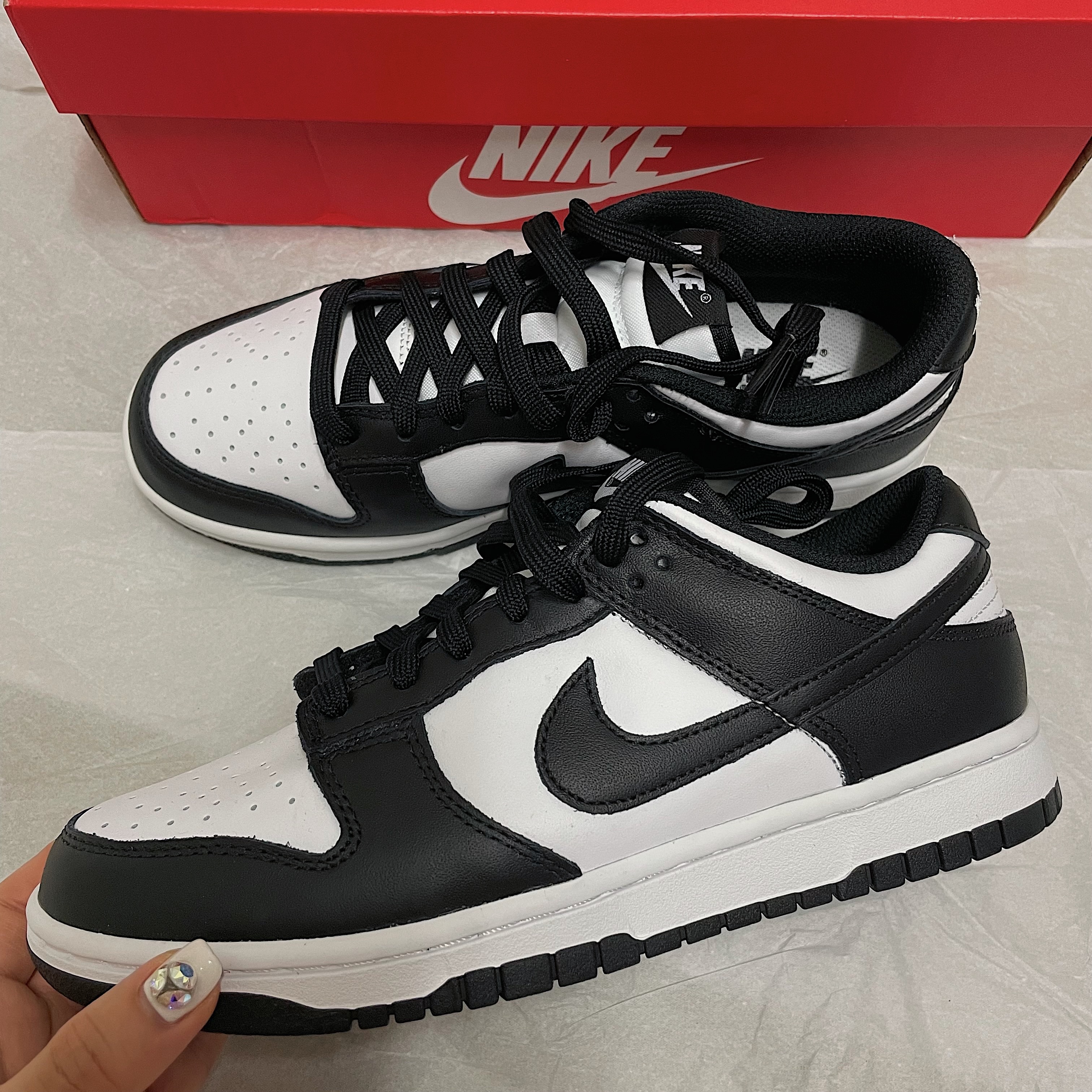 Nike Dunk Low Retro Black, (W) Nike Dunk Low Black 착용 스타일 - 1