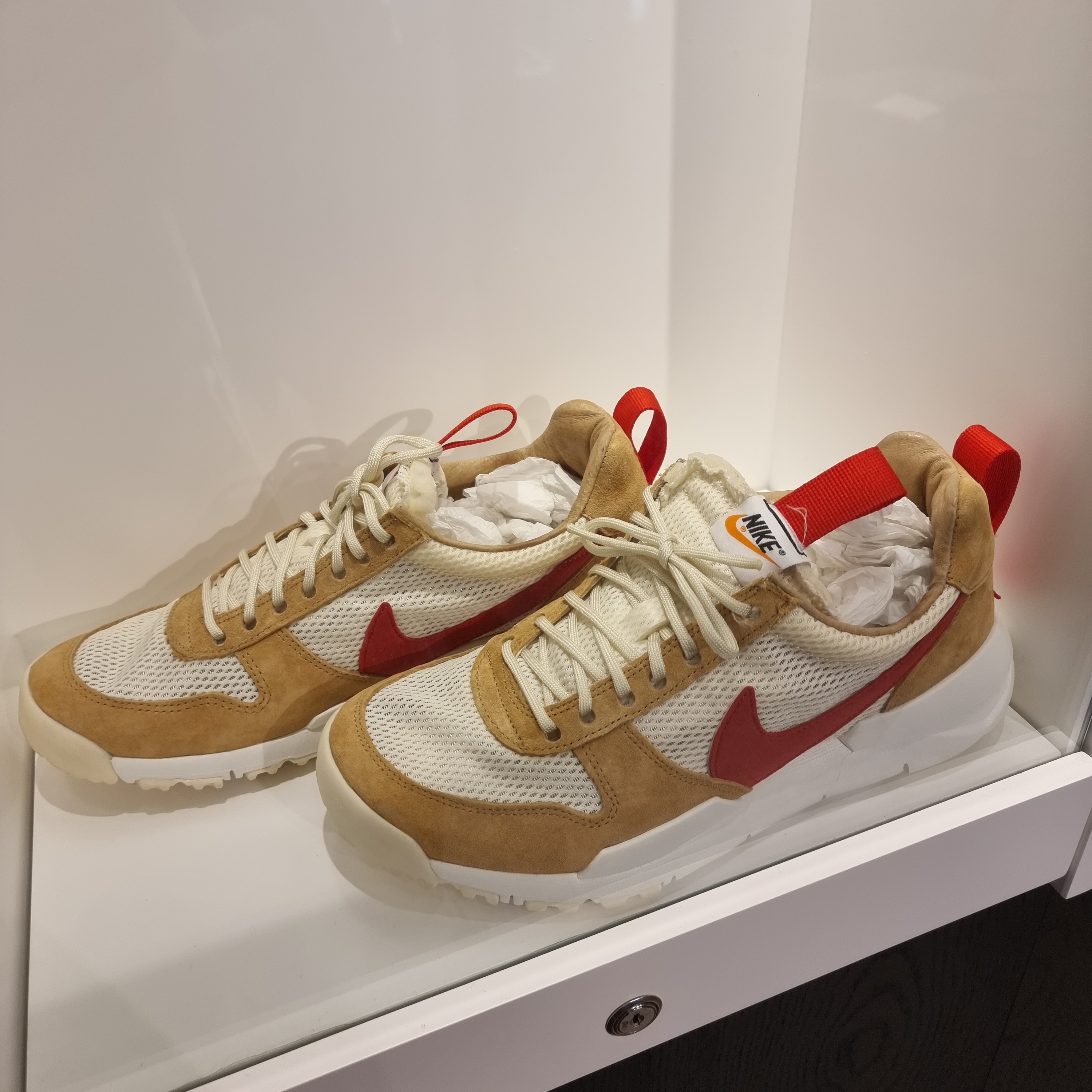 Nike x Tom Sachs Mars Yard Shoe 2.0 Space Camp, Nike x Tom Sachs Mars Yard Shoe 1.0 Space Camp 착용 스타일